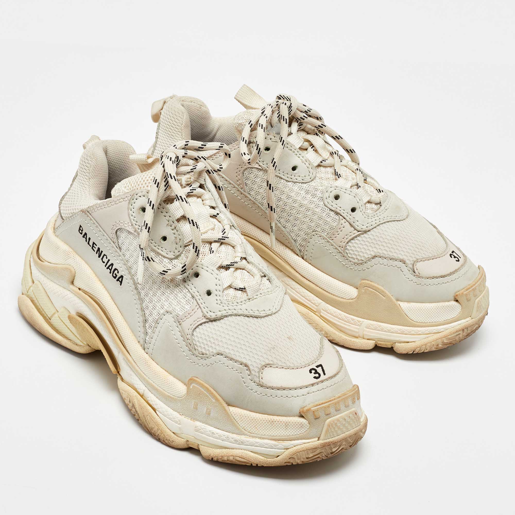 Balenciaga White/Grey Faux Leather and Mesh Triple S Sneakers Size 37 