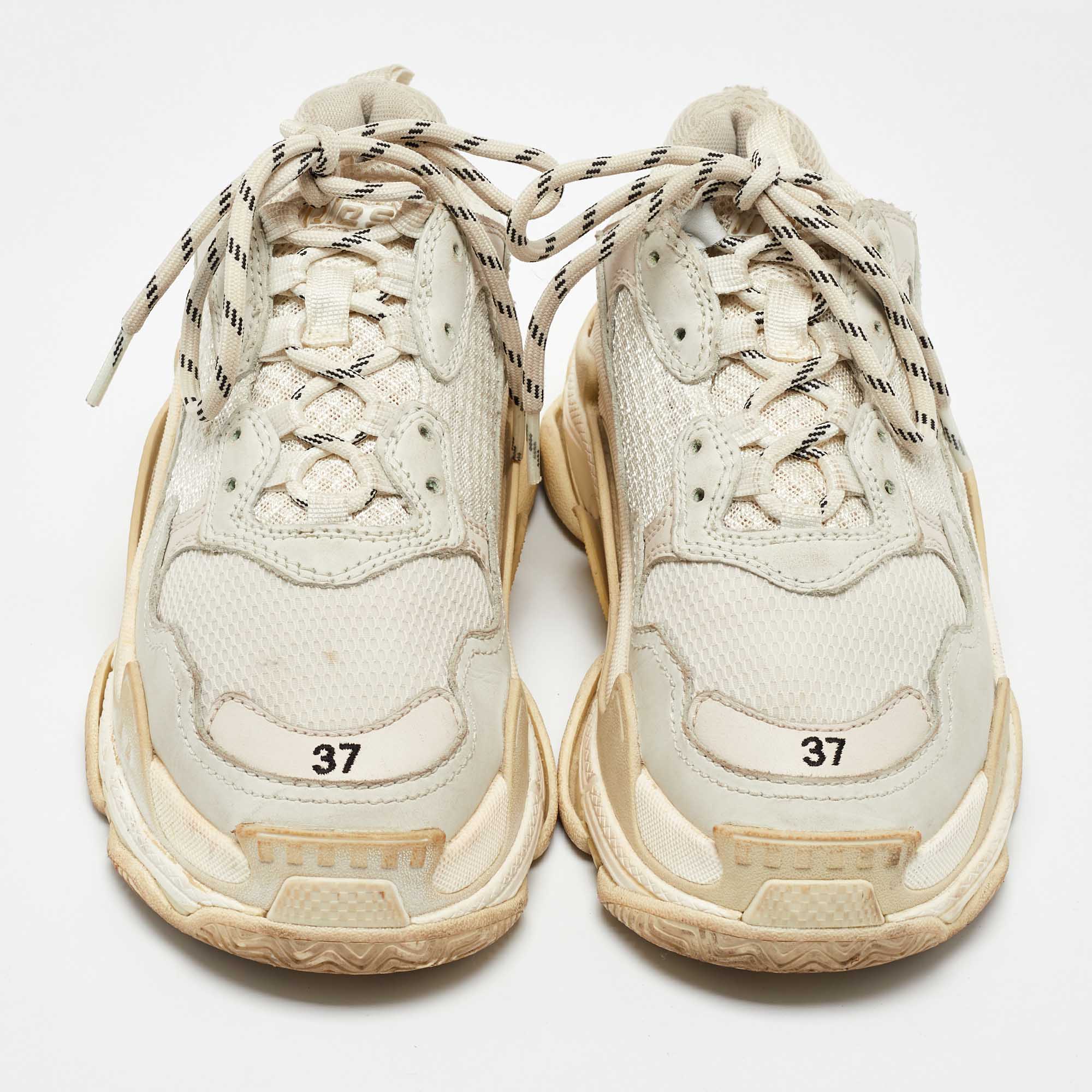 Balenciaga White/Grey Faux Leather and Mesh Triple S Sneakers Size 37 