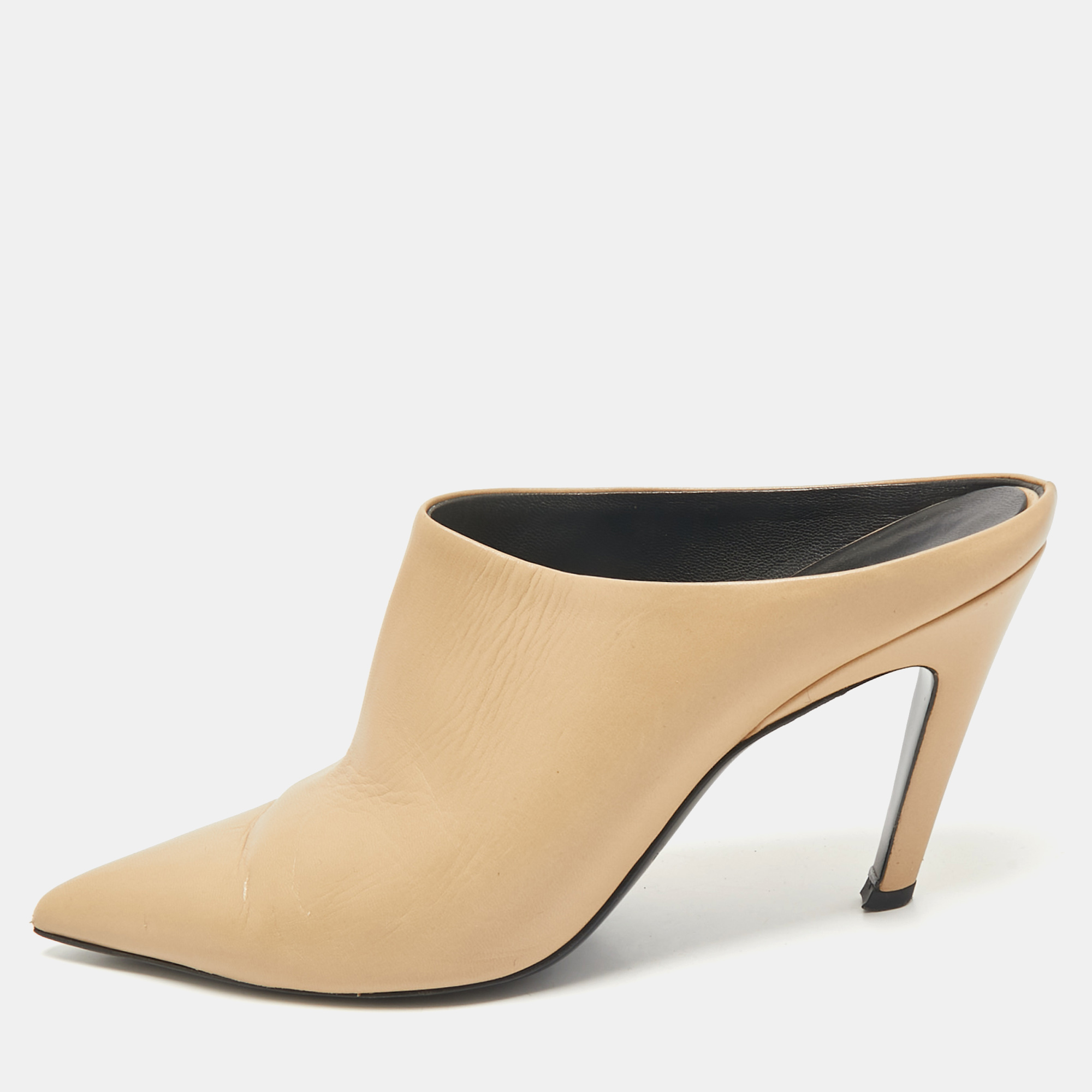 

Balenciaga Beige Leather Pointed Toe Mules Size