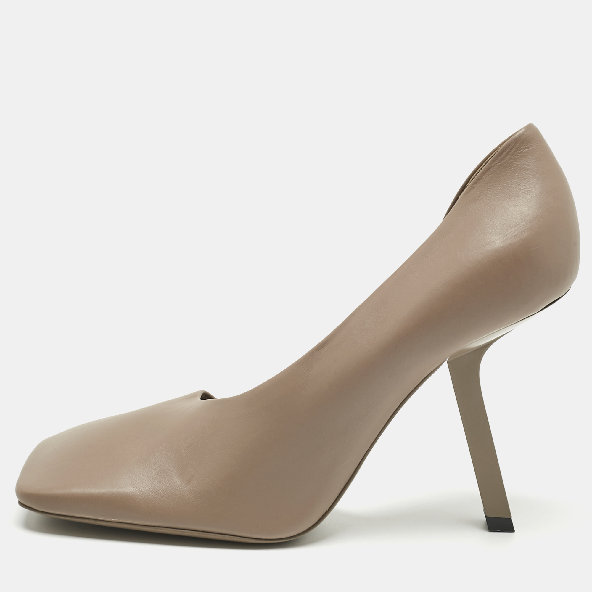 

Balenciaga Beige Leather Void D'orsay Pumps Size