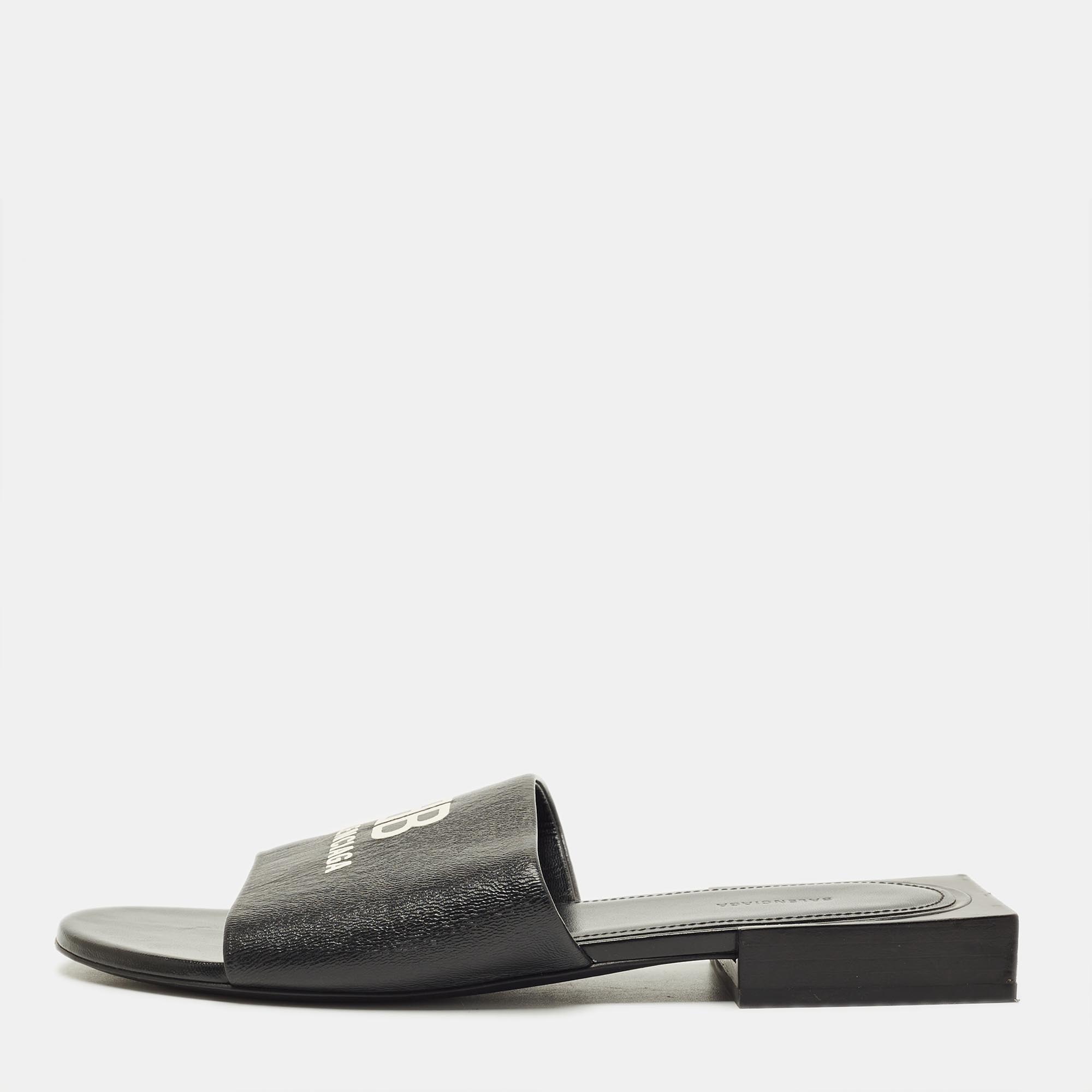 

Balenciaga Size  Black Leather Logo Box Flat Slide