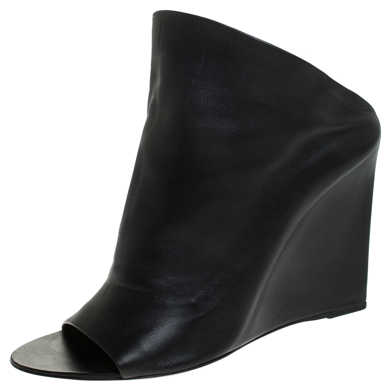 مملوكة مسبقًا Balenciaga Black Leather Open Toe Wedge Slingback Sandals Size 41 