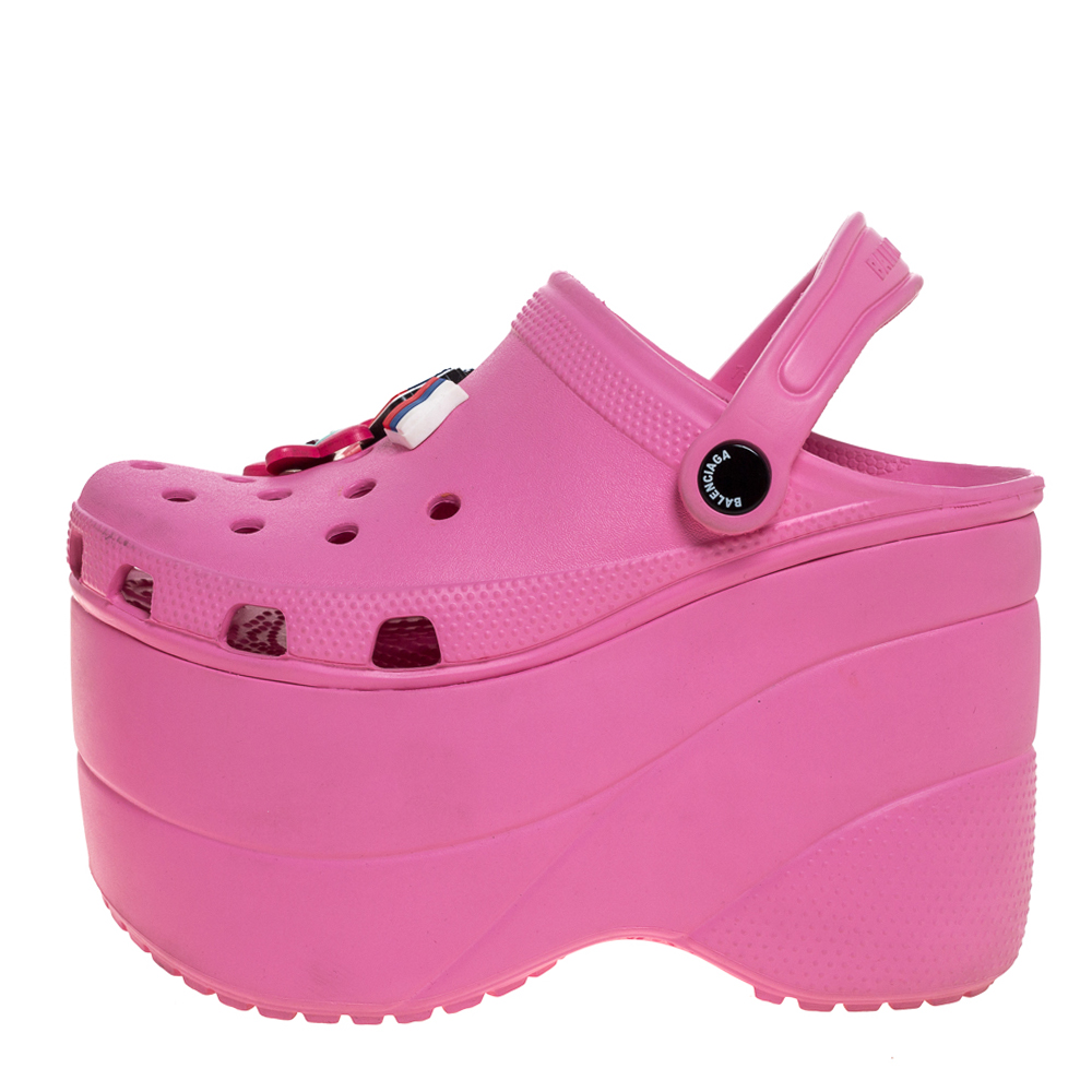 

Balenciaga Pink Rubber Crocs Embellished Platform Slingback Sandals Size