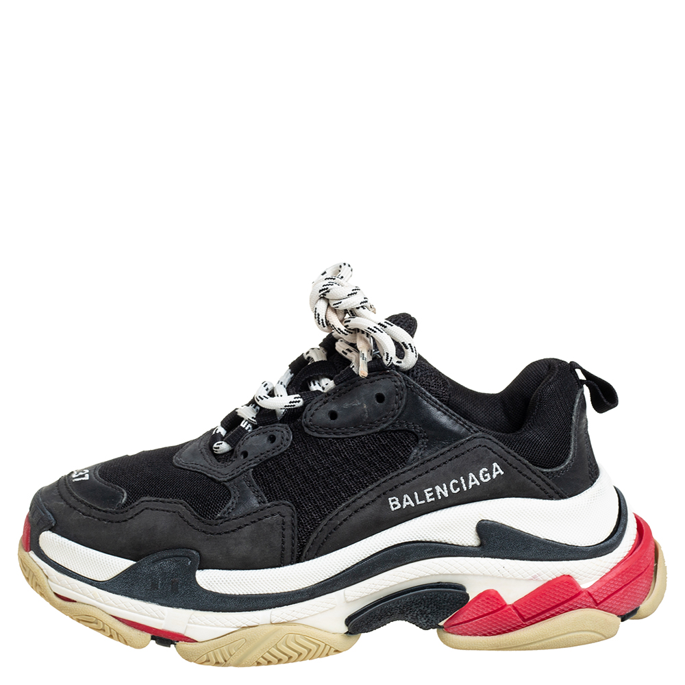 

Balenciaga Black Mesh And Nubuck Leather Triple S Low Top Sneakers Size