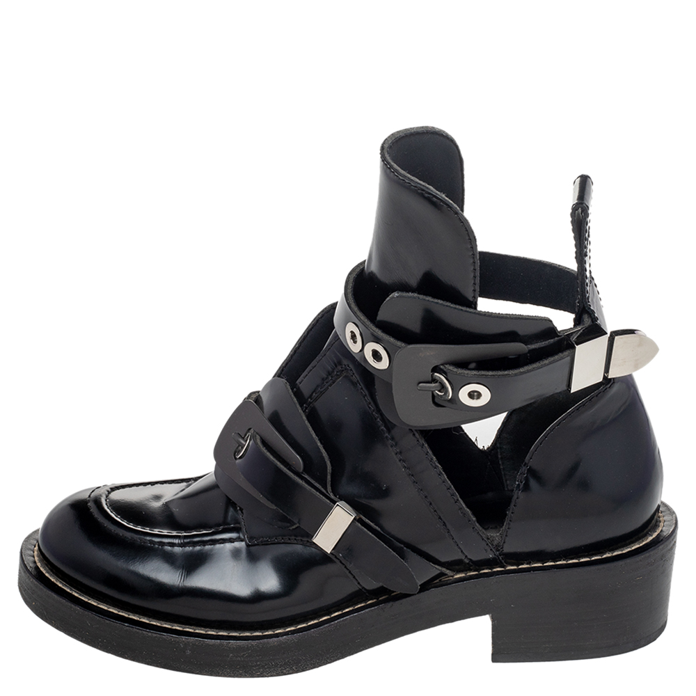 

Balenciaga Black Leather Ceinture Ankle Boots Size