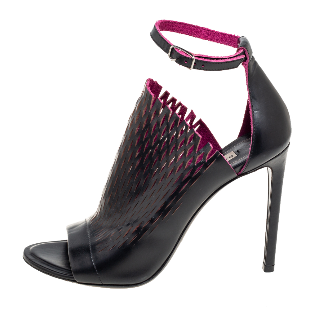 

Balenciaga Black Leather Ankle Strap Sandals Size