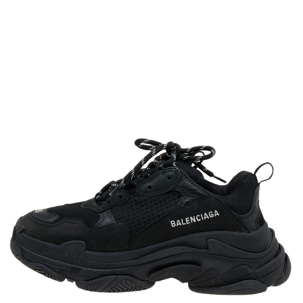 

Balenciaga Black Mesh And Nubuck Leather Triple S Low Top Sneakers Size