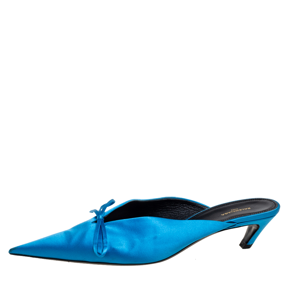 

Balenciaga Blue Satin Bow Knife Mules Size