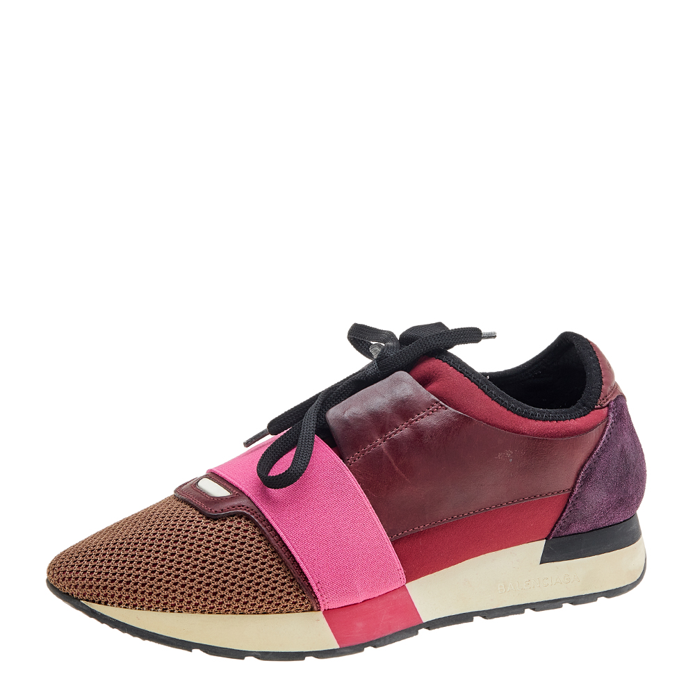 Let your latest addition be this pair of Race Runners sneakers from Balenciaga. Its exterior is crafted using leather suede and mesh with covered toes strap detailing on the vamps and lace up fastenings. This pair is completed with a leather lined insole and a tough base to provide maximum comfort when walking.
