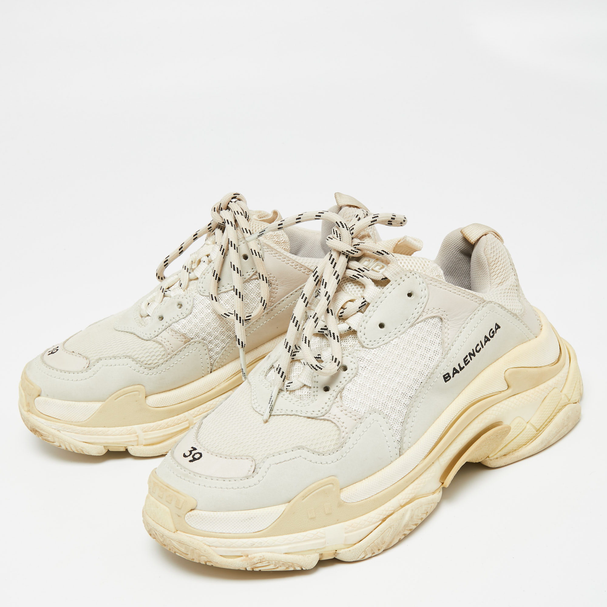 

Balenciaga Beige/Grey Mesh and Nubuck Leather Triple S Sneakers Size