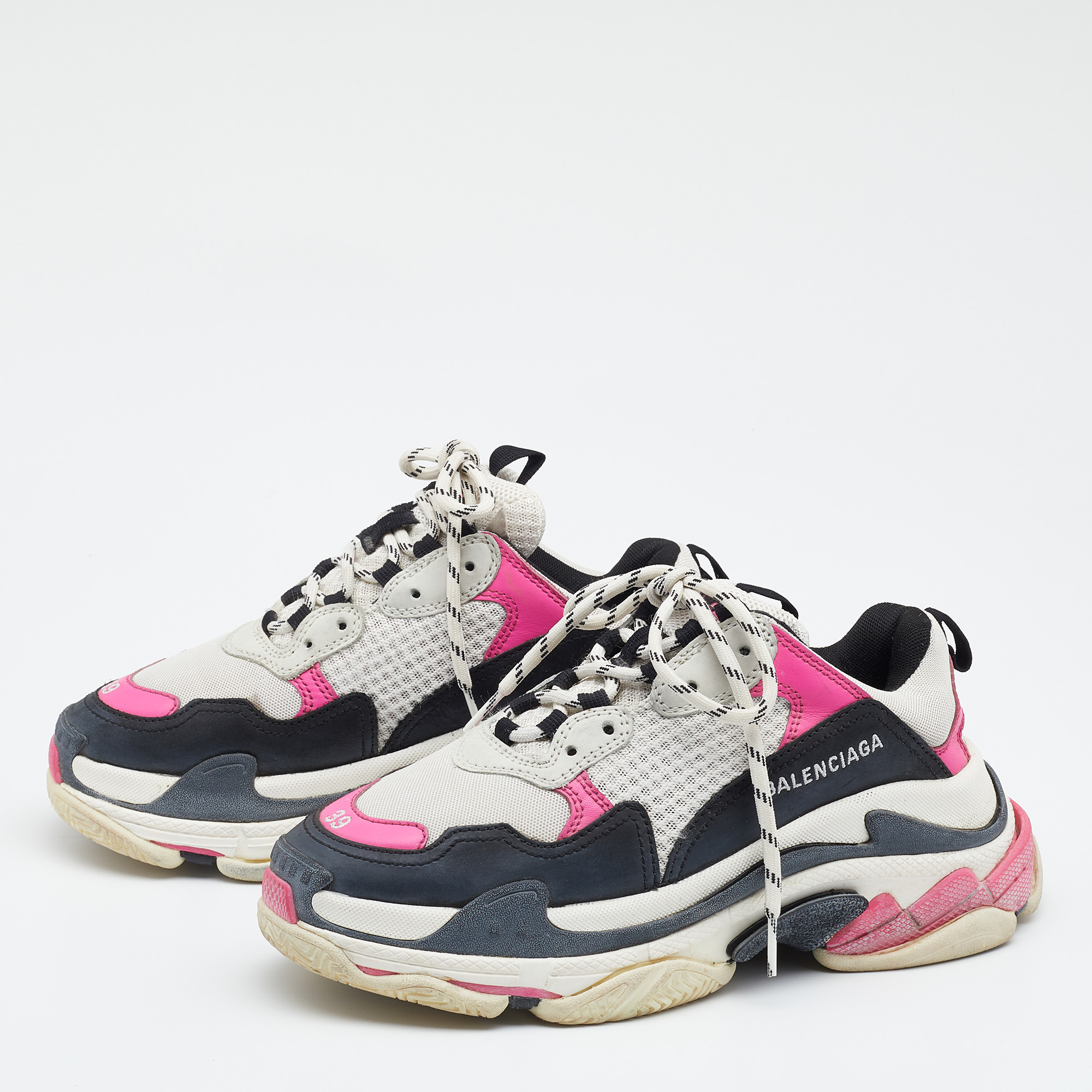 

Balenciaga Multicolor Leather And Mesh Triple S Sneakers Size