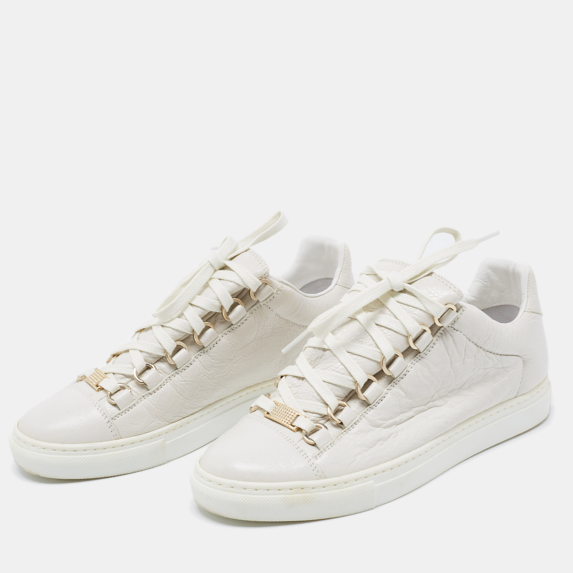 

Balenciaga White Crinkled Leather Arena Low Top Sneakers Size