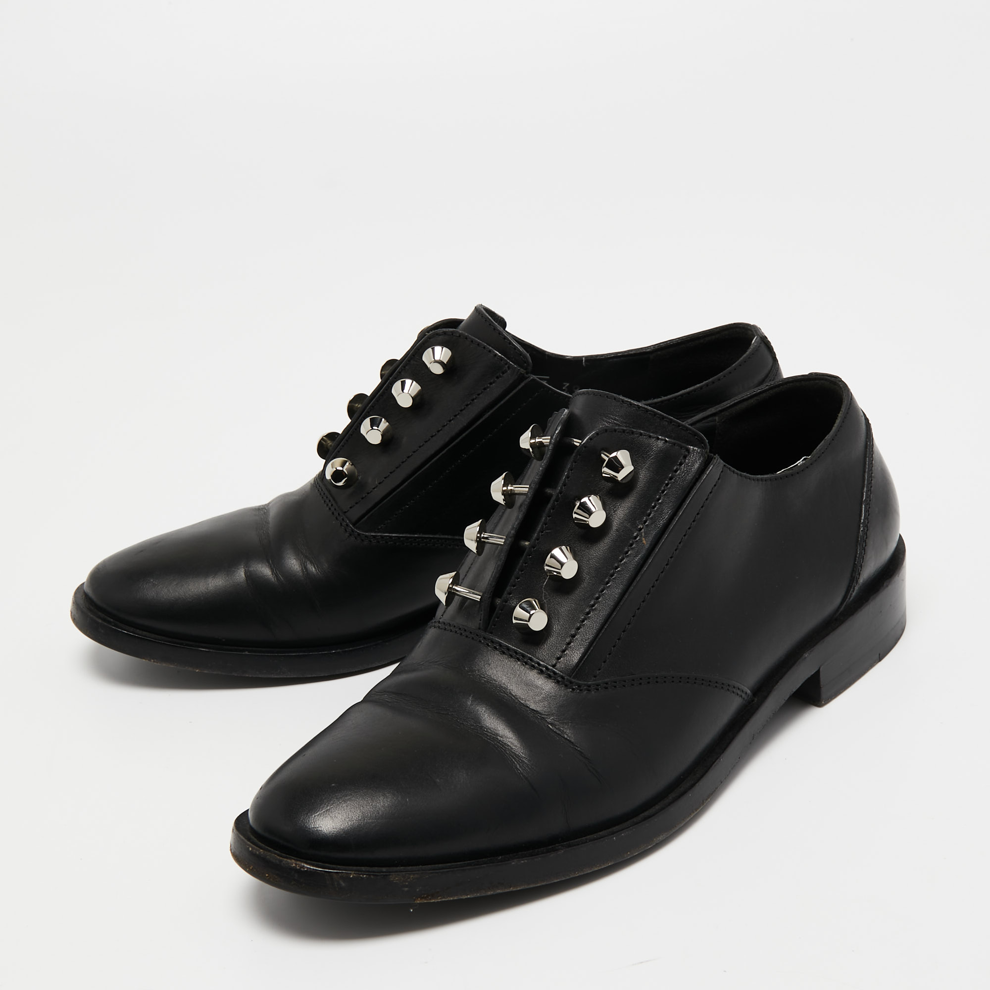 

Balenciaga Black Leather Studded Oxfords Size