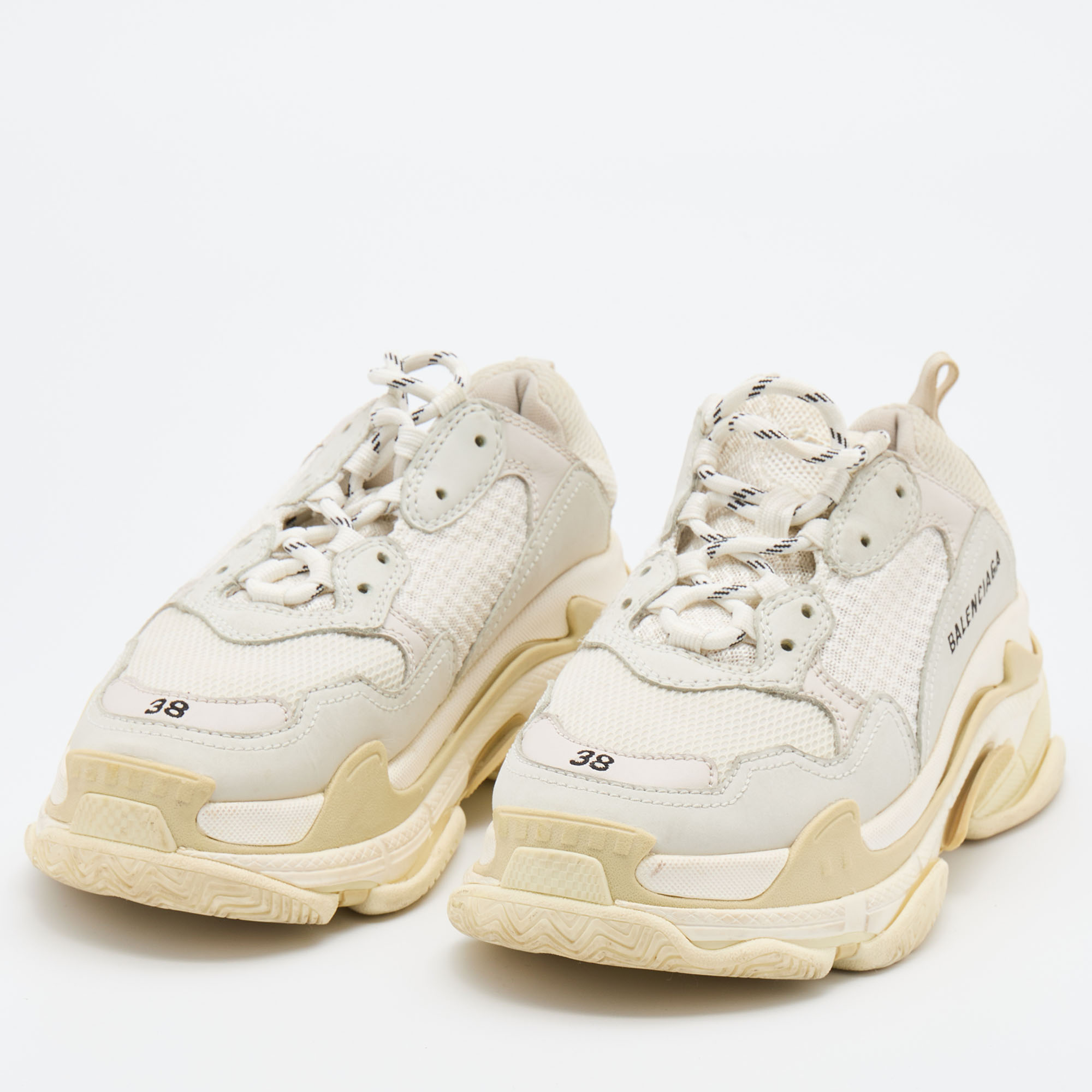 

Balenciaga White/Grey Leather and Mesh Triple S Sneakers Size