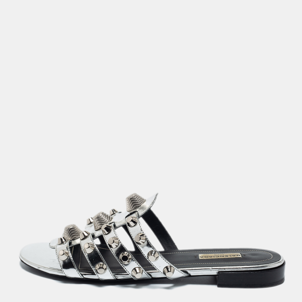 Pre Owned Balenciaga Silver Patent Leather Arena Giant Slide Flat Sandals Size 39