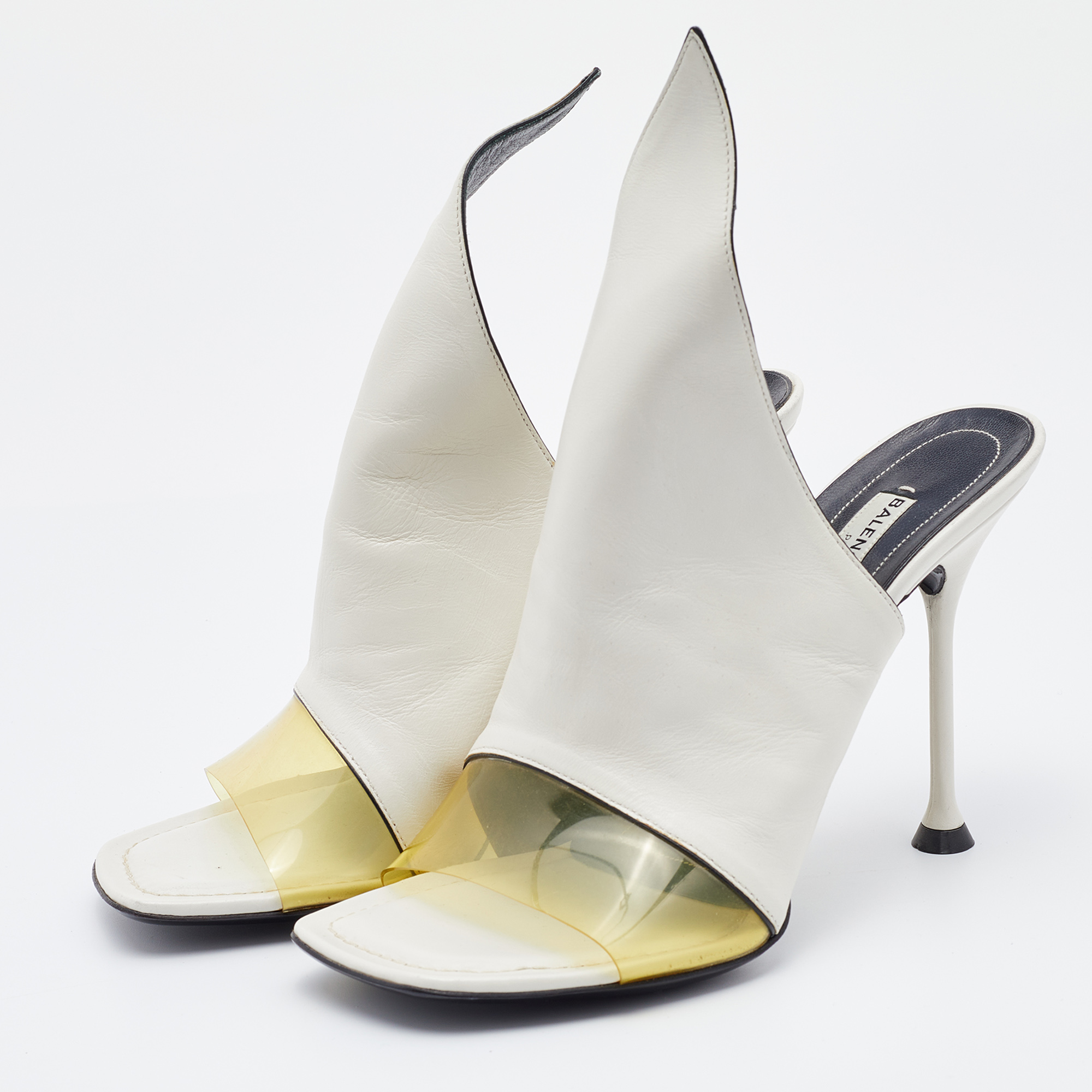 

Balenciaga White Leather and PVC Glove Open Toe Mules Size