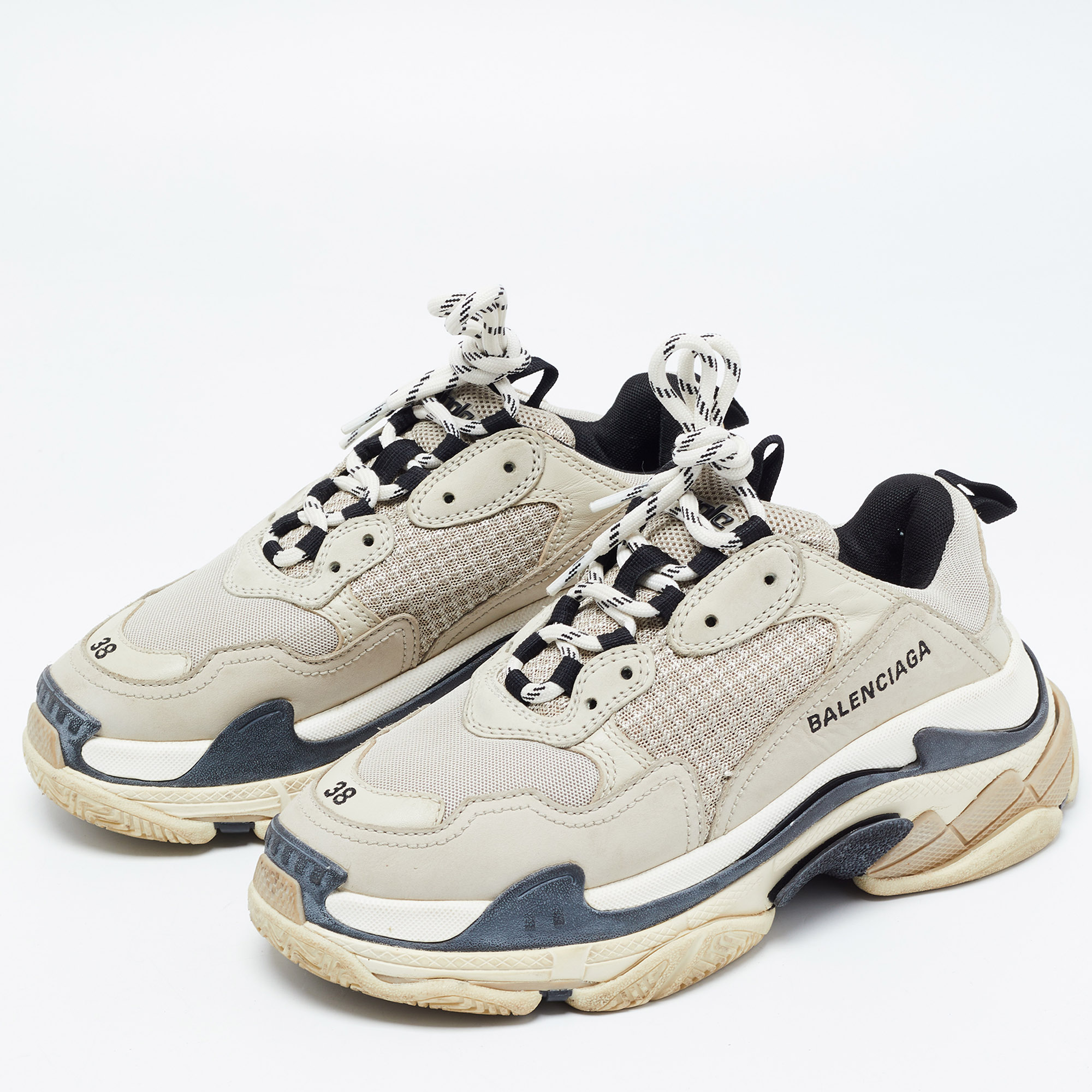 

Balenciaga Light Grey Mesh and Leather Triple S Sneakers Size