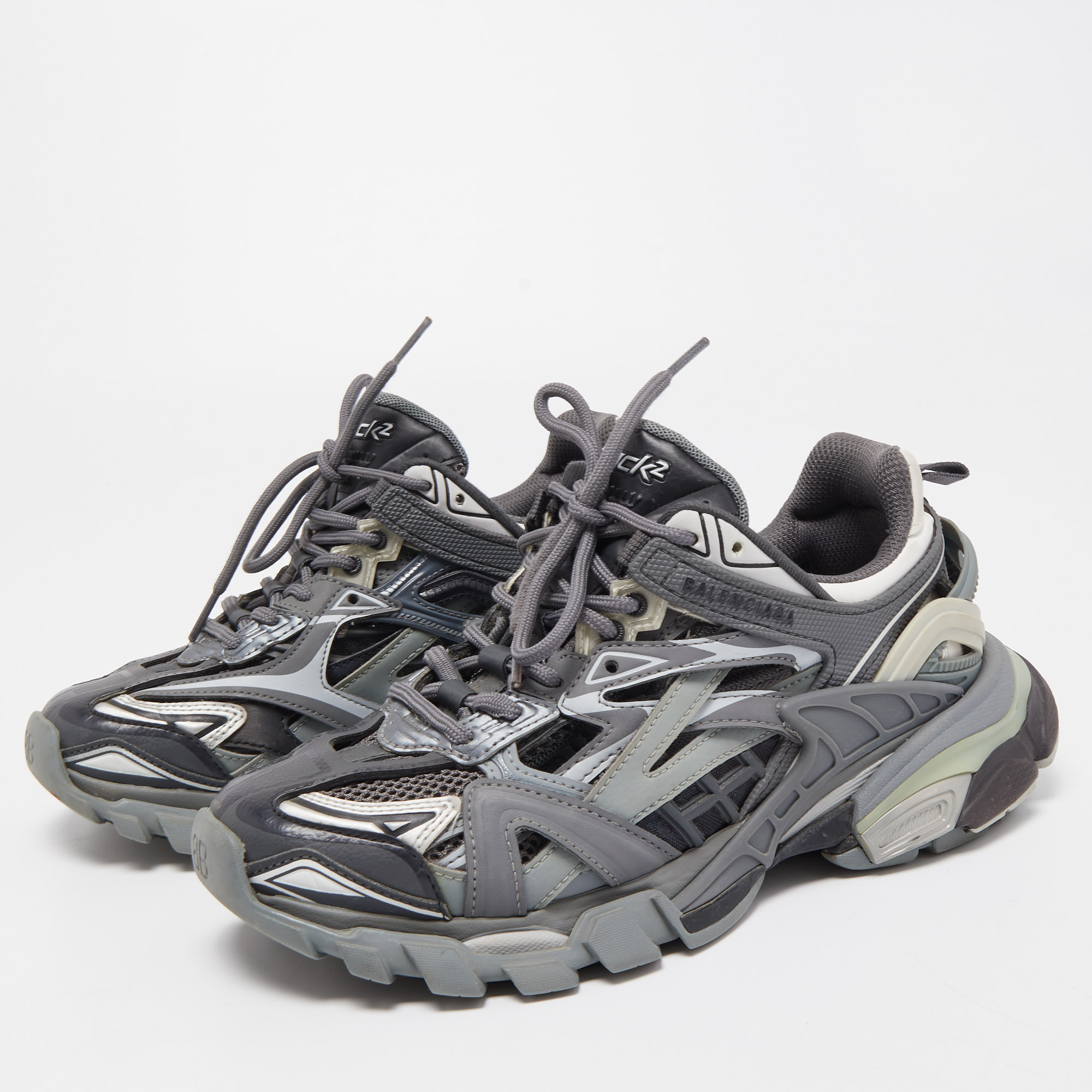 

Balenciaga Grey/White Leather and Mesh Track 2 Low Top Sneakers Size