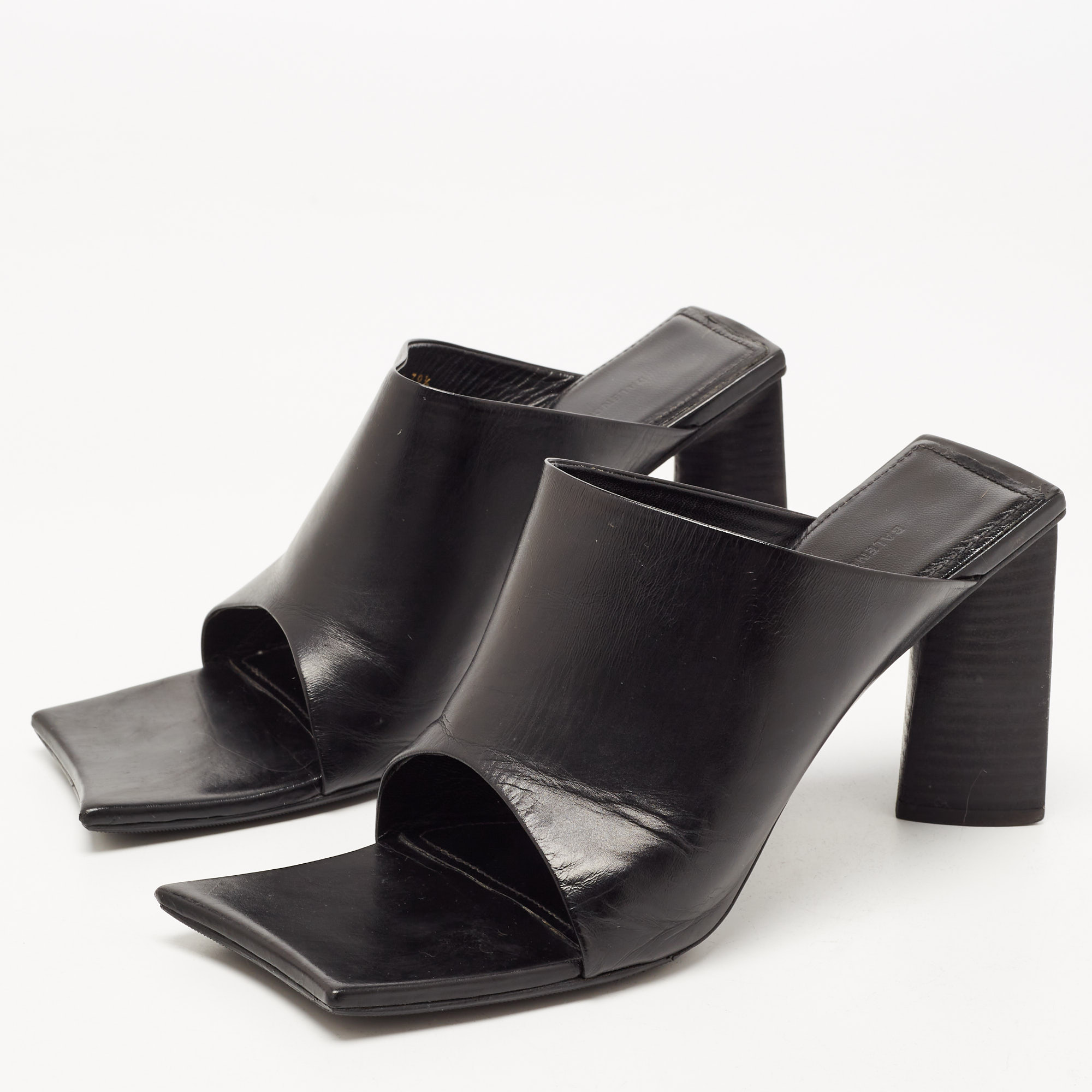 

Balenciaga Black Leather Moon Slide Sandals Size