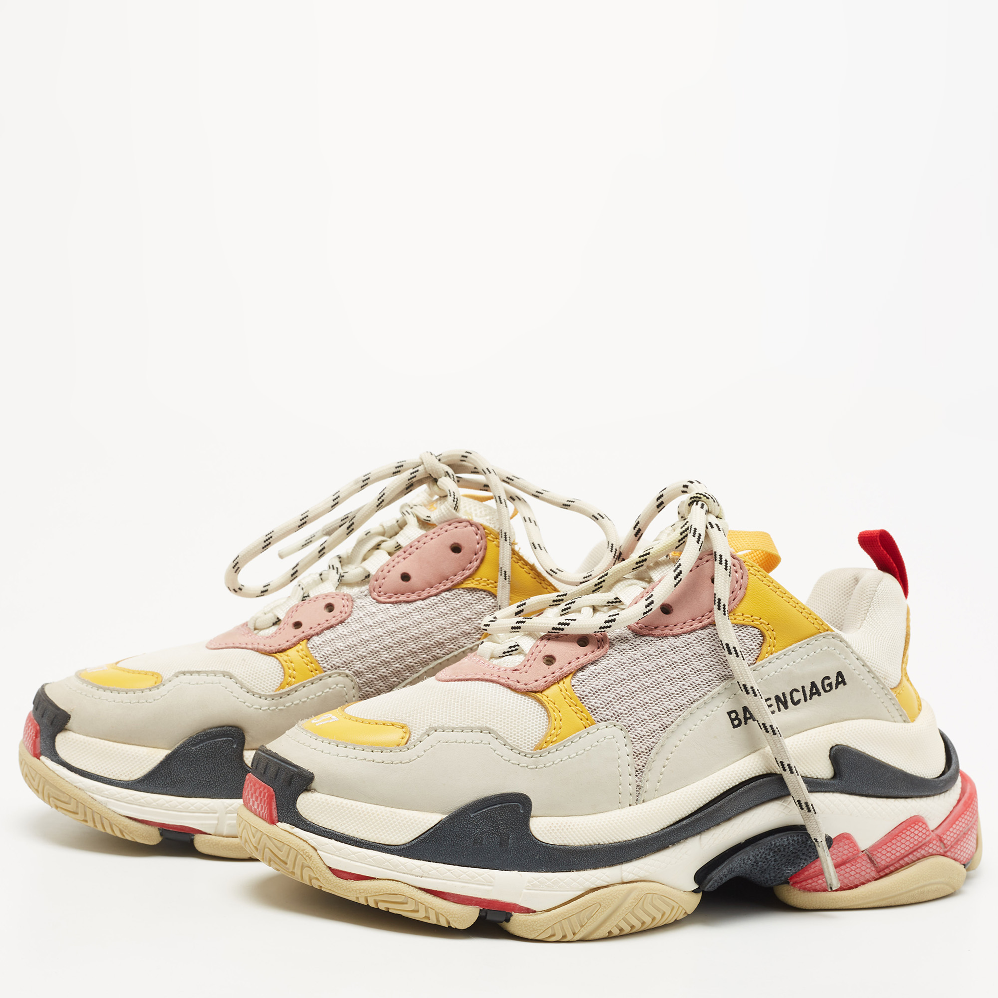 

Balenciaga White Mesh and Leather Triple S Low Top Sneakers Size