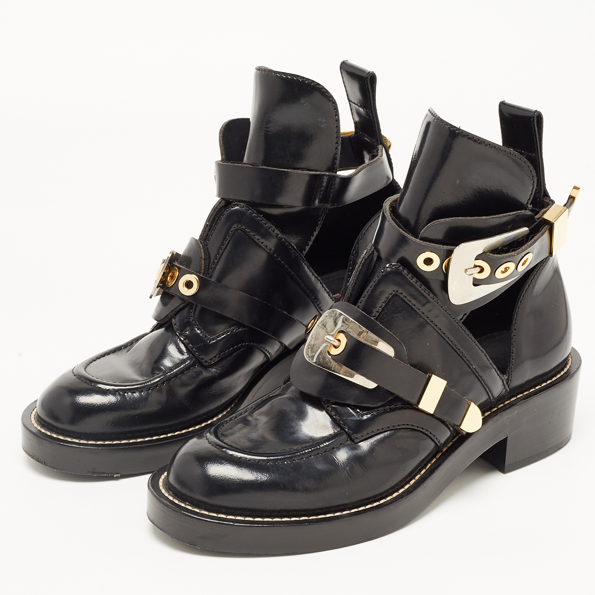 

Balenciaga Black Leather Ceinture Buckle Detail Ankle Boots Size