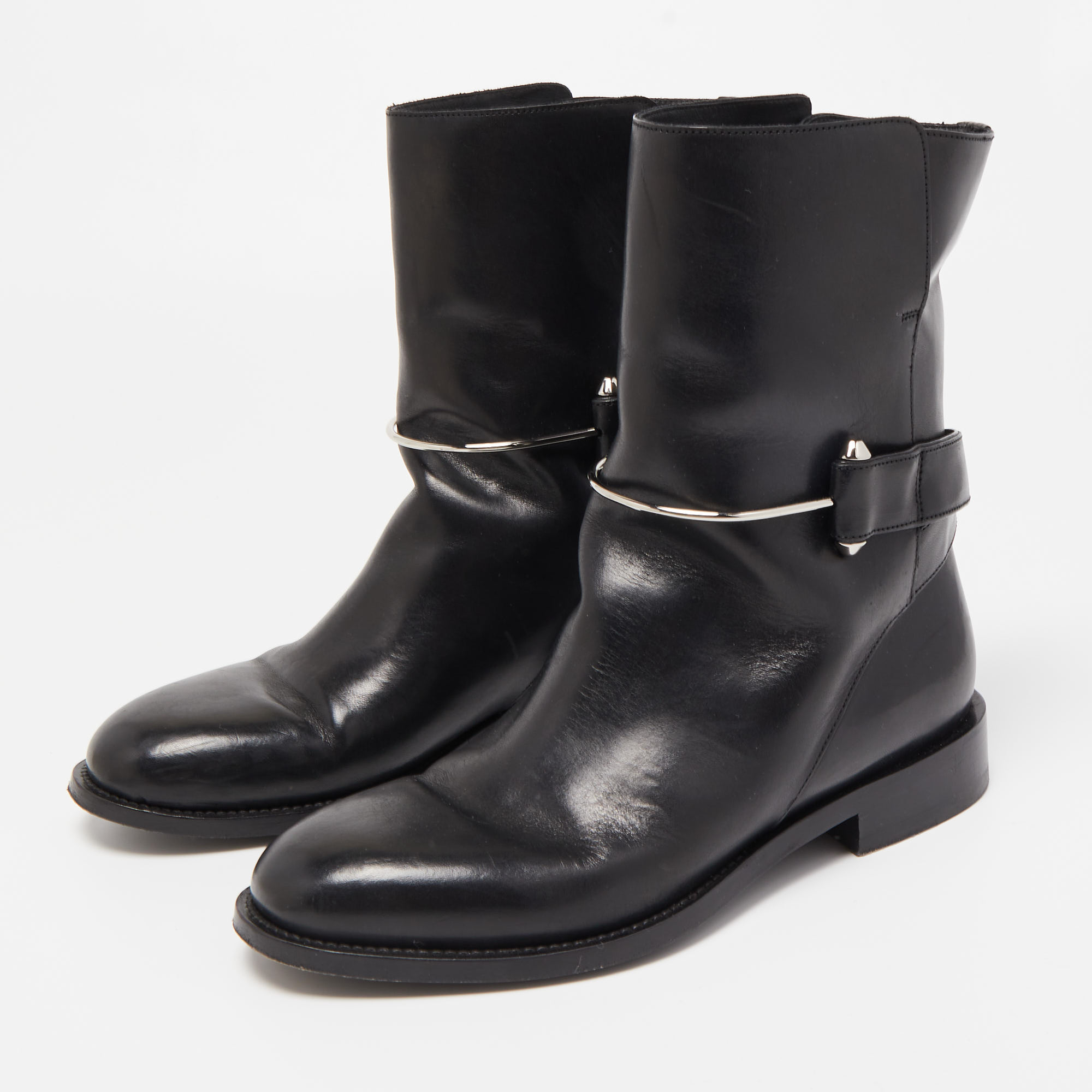 

Balenciaga Black Leather Ankle Boots Size