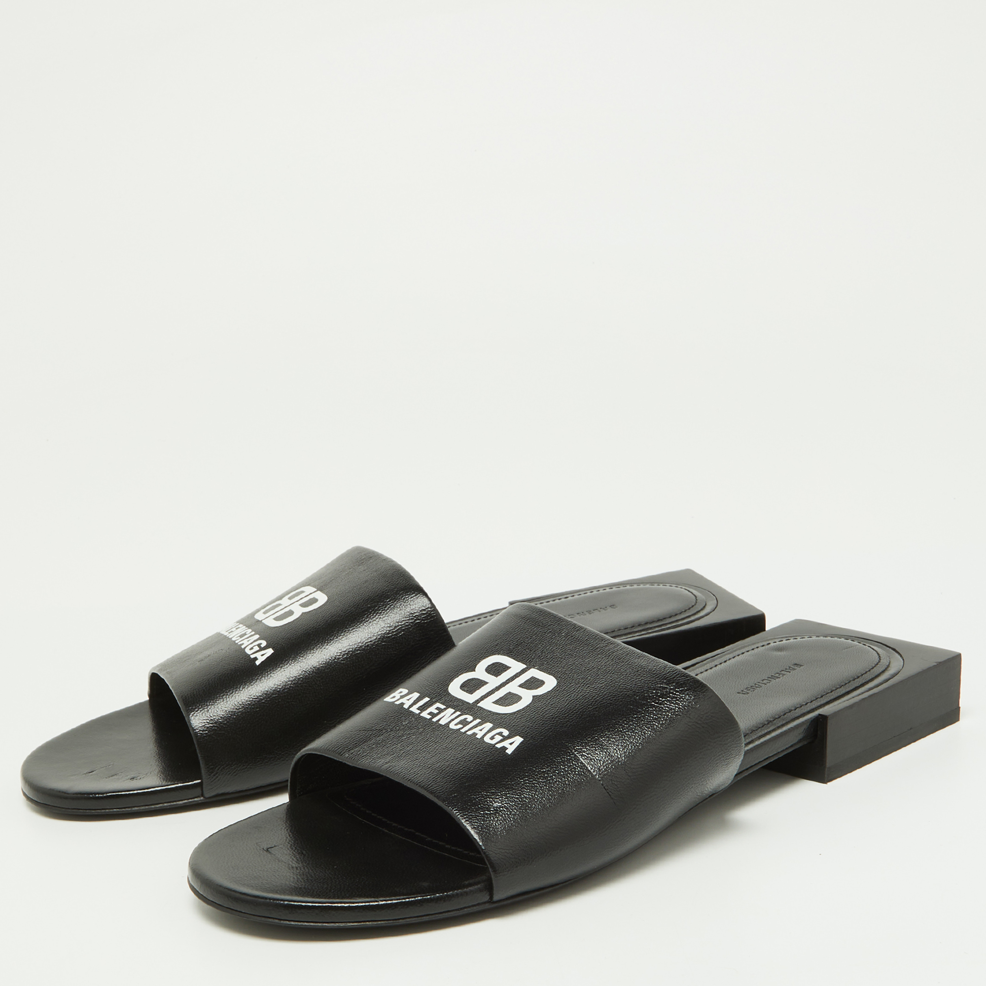 

Balenciaga Black Leather Logo Box Flat Slides Size