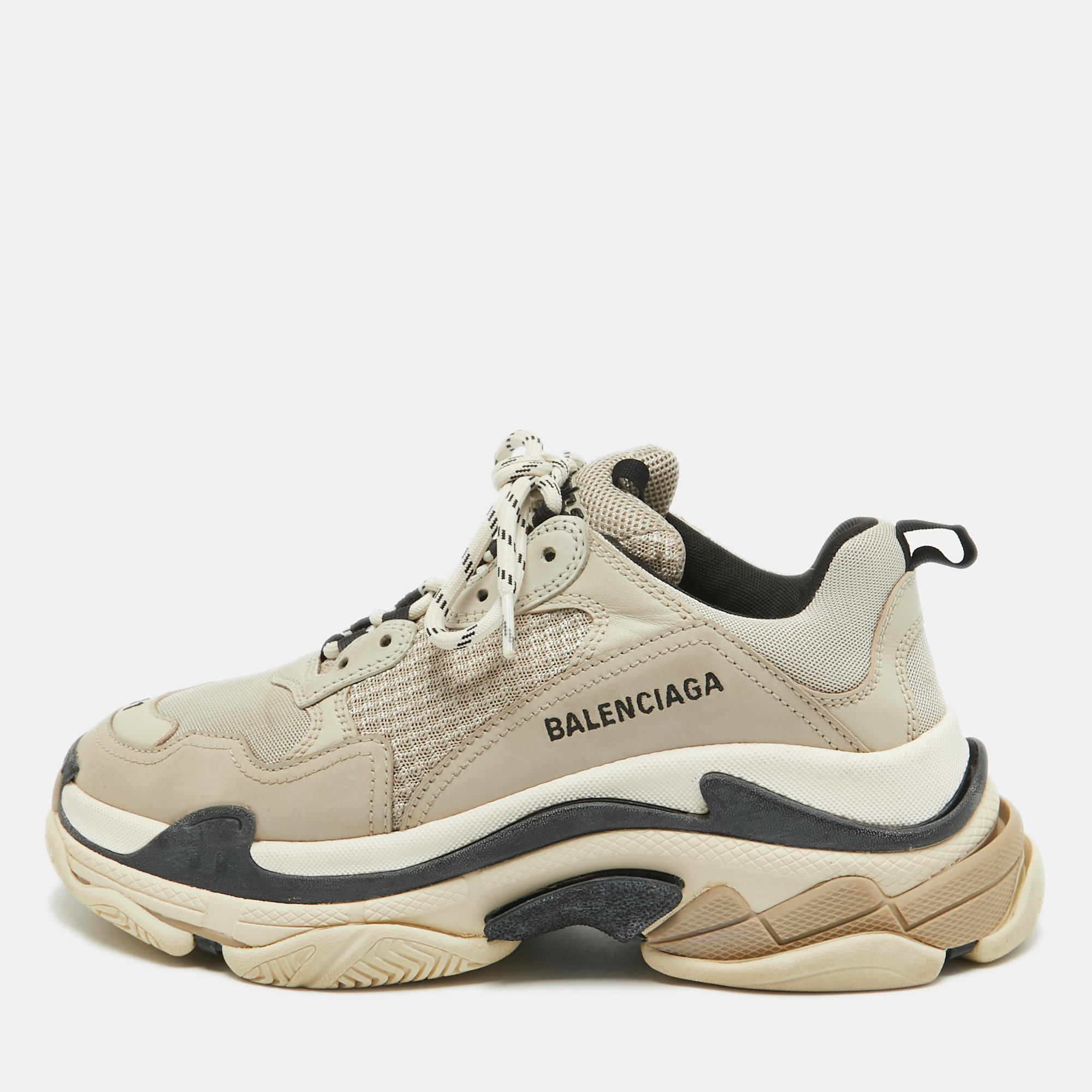 

Balenciaga White Mesh and Nubuck Leather Triple S Low Top Sneakers Size