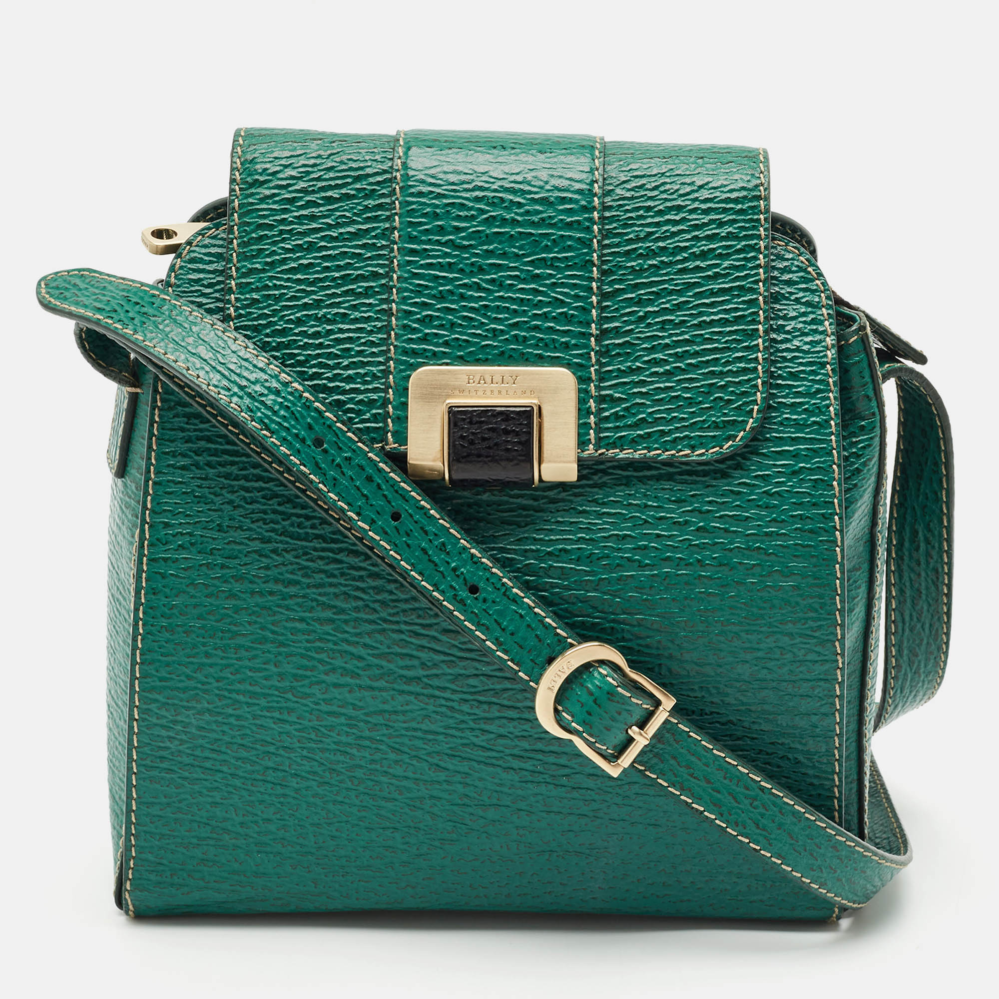 

Bally Green Grained Leather Flap Crossbody Bag