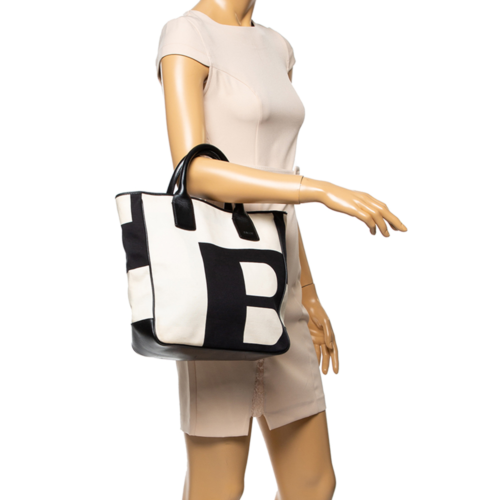 

Bally Black/White Canvas and Leather Bennas Tote