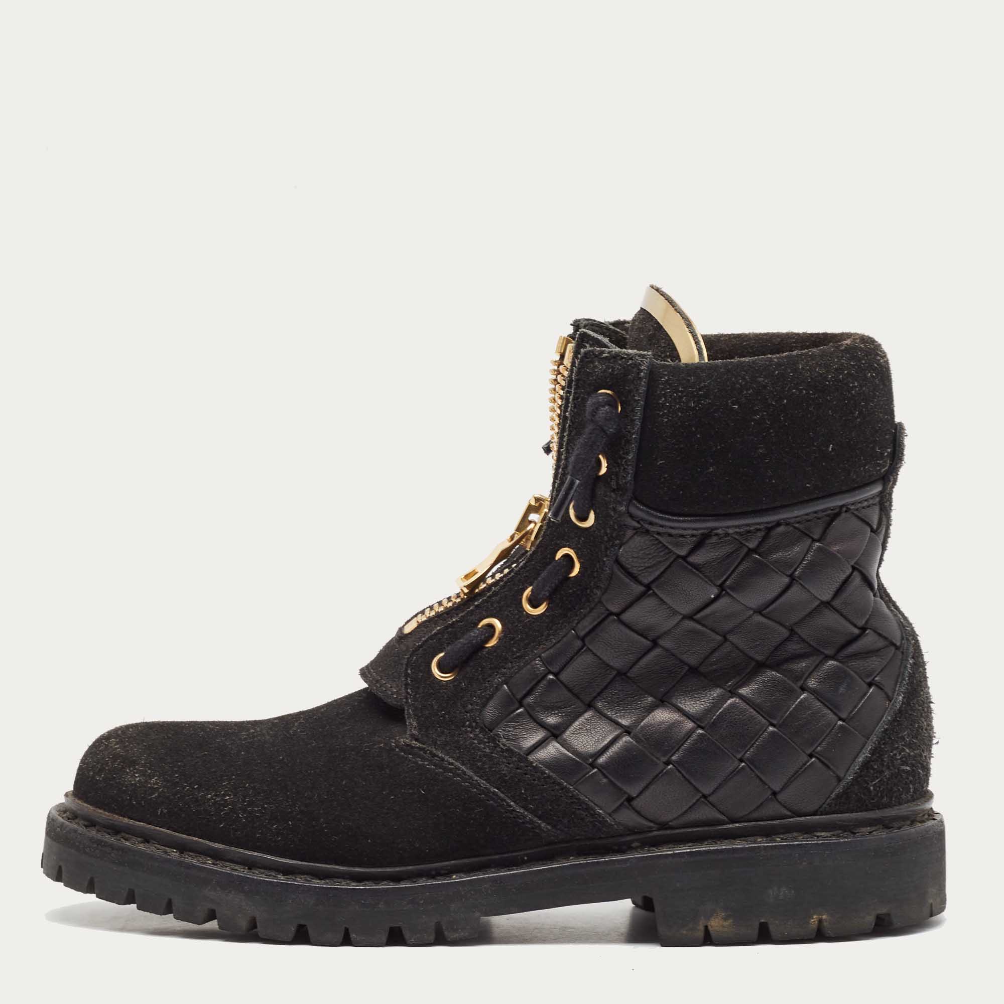 

Balmain Black Leather and Suede Taiga Combat Boots Size