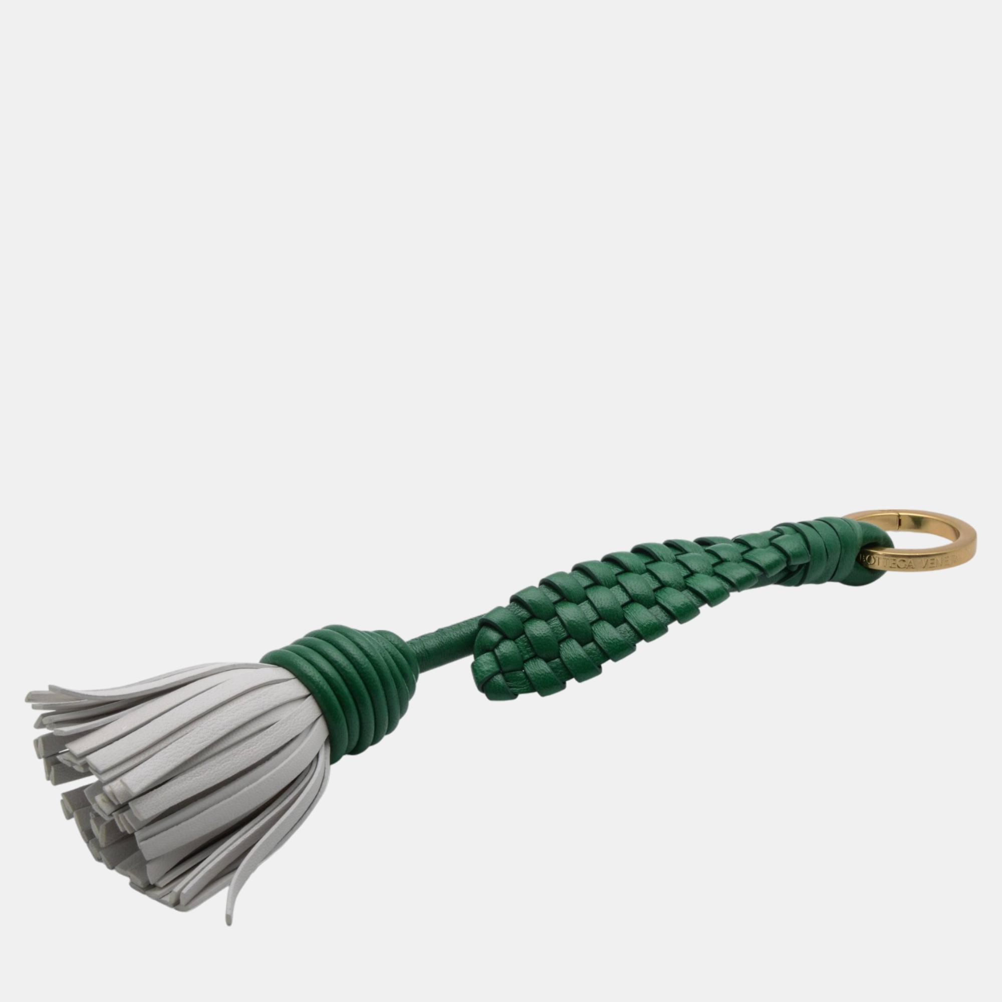 

Bottega Veneta White And Green Leather Flower Key Chain