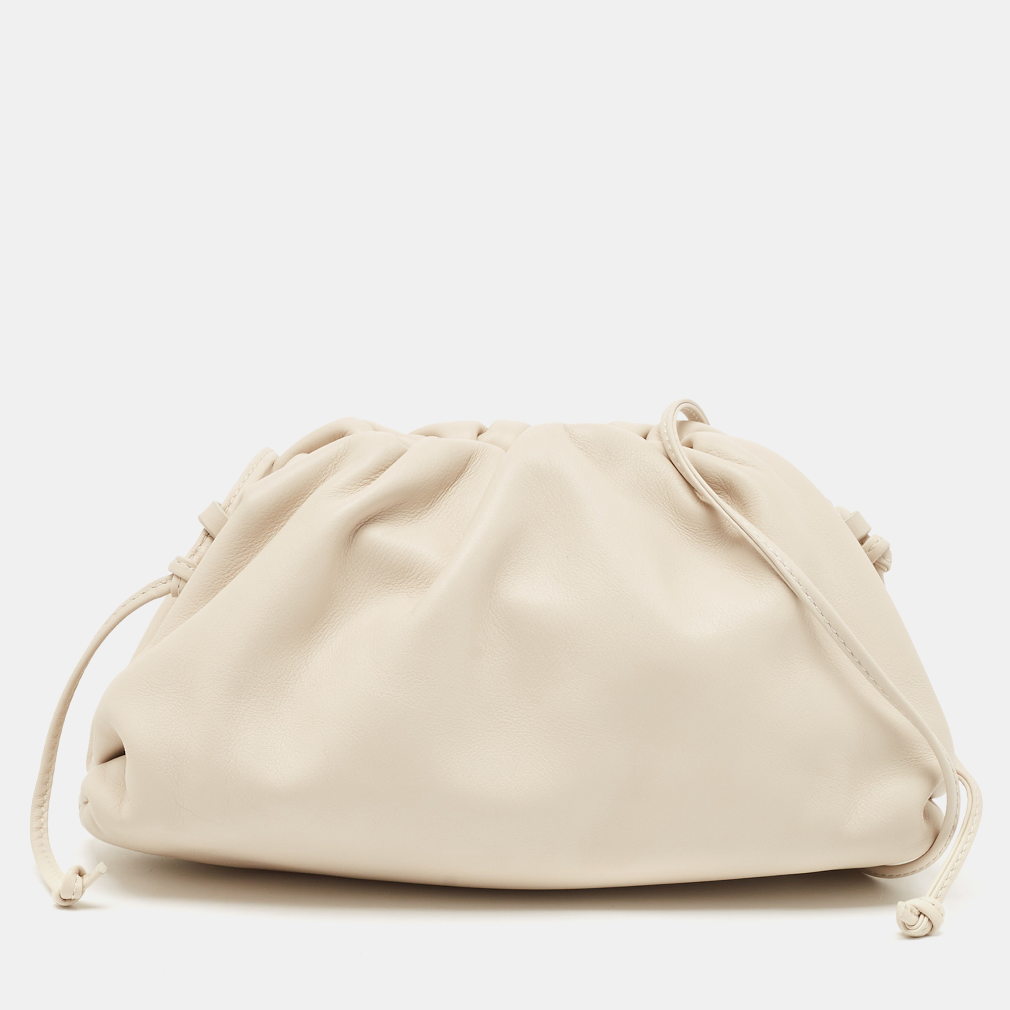 

Bottega Veneta Off White Leather Mini The Pouch Bag