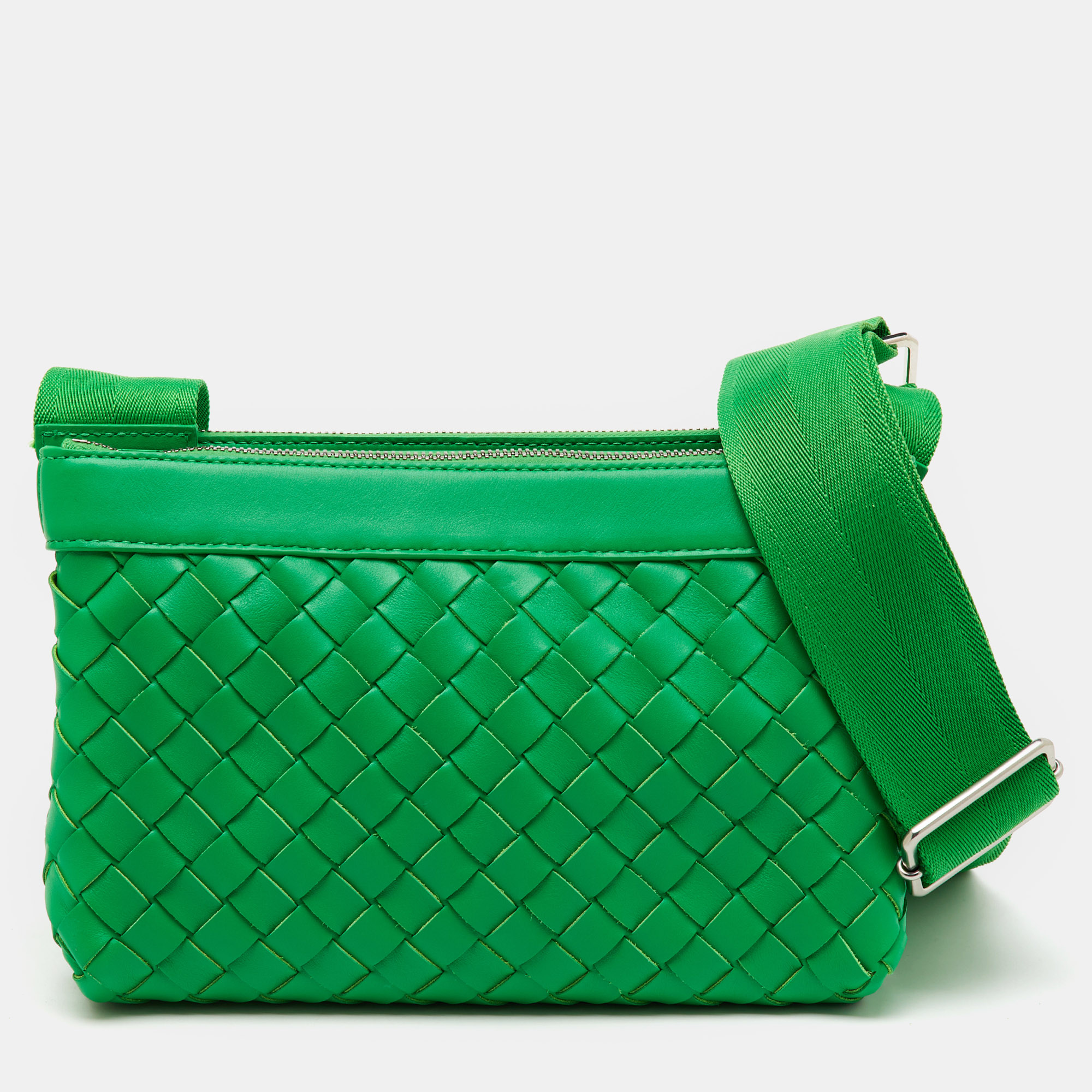 

Bottega Veneta Green Intrecciato Leather Duo Shoulder Bag