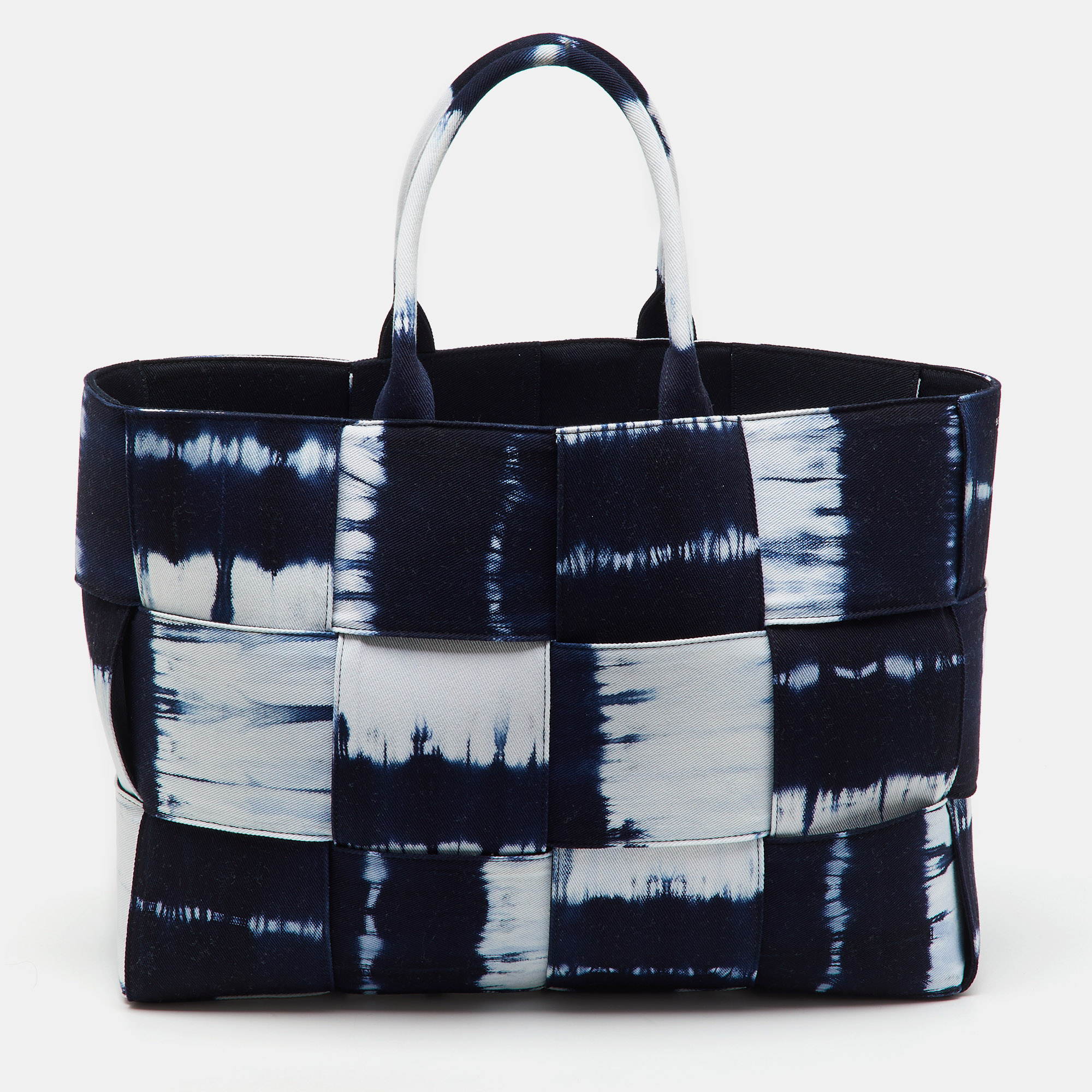 

Bottega Veneta Navy Blue/White Canvas Large Arco Tote