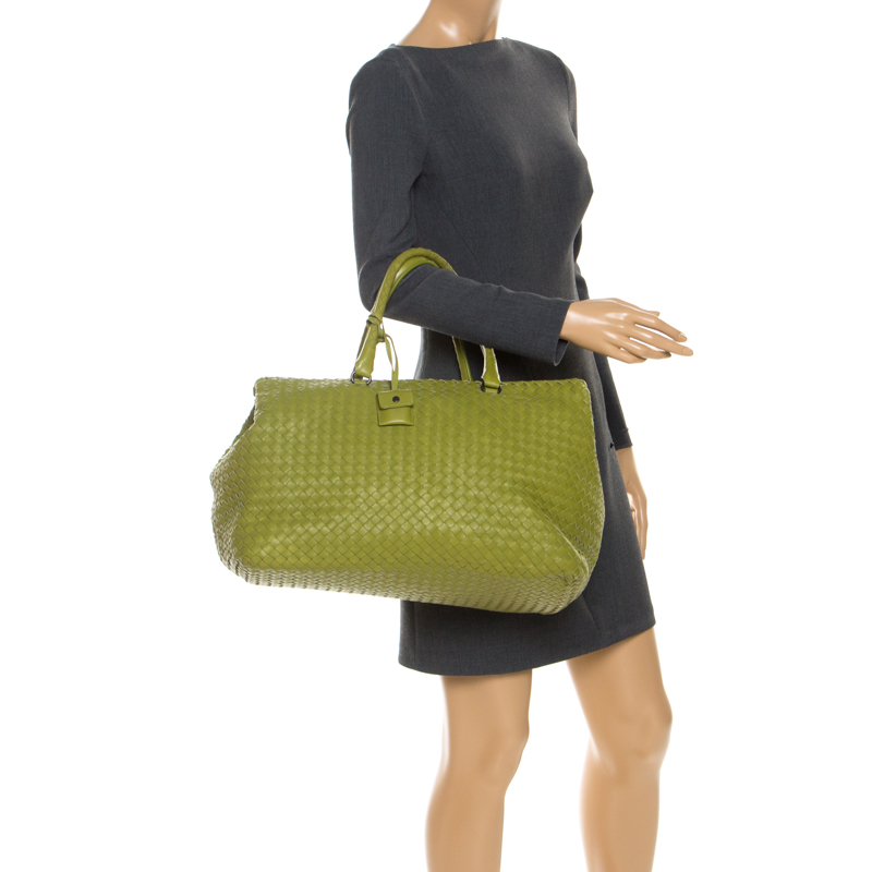 

Bottega Veneta Green Leather Intercciato Woven Tote