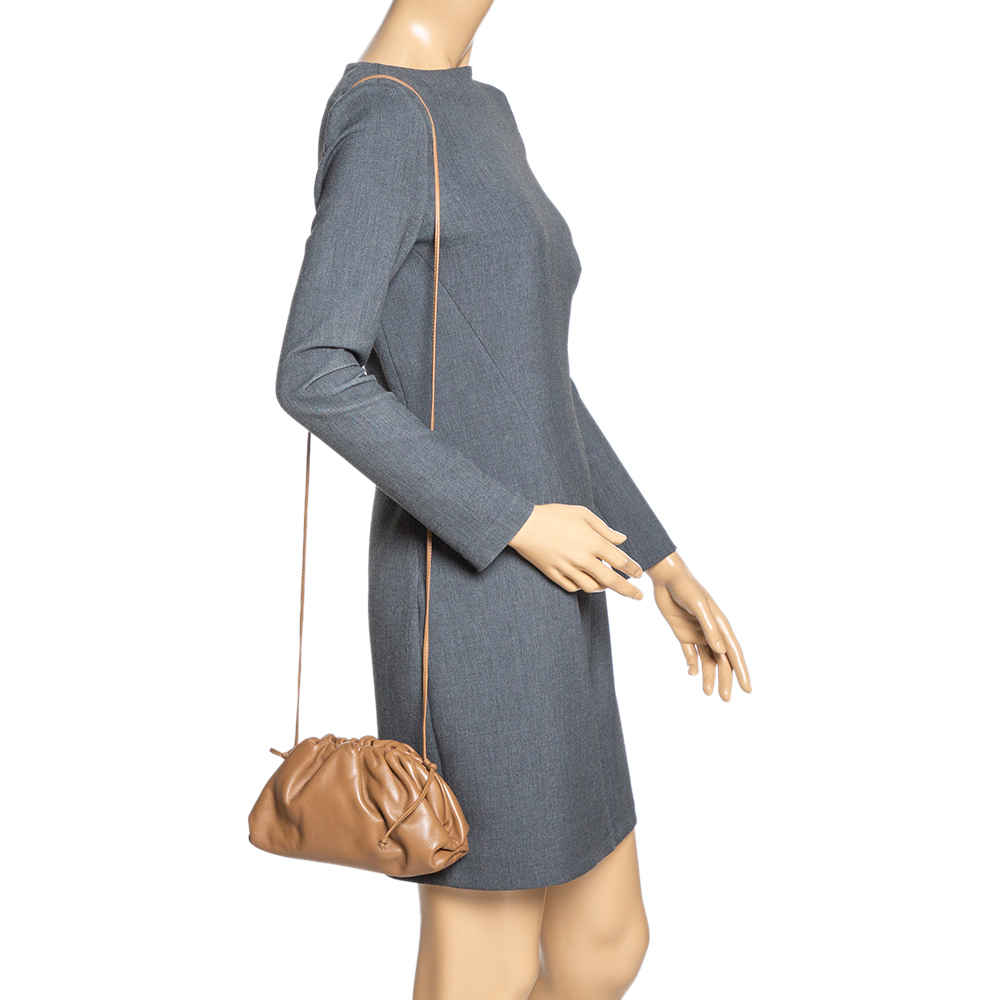 

Bottega Veneta Tan Leather Mini Clutch Bag