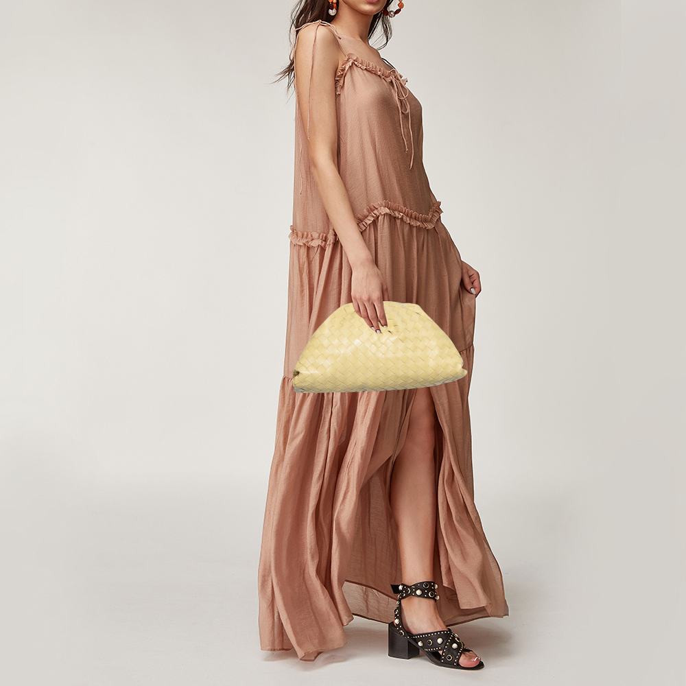 

Bottega Veneta Yellow Intrecciato Leather The Pouch Clutch
