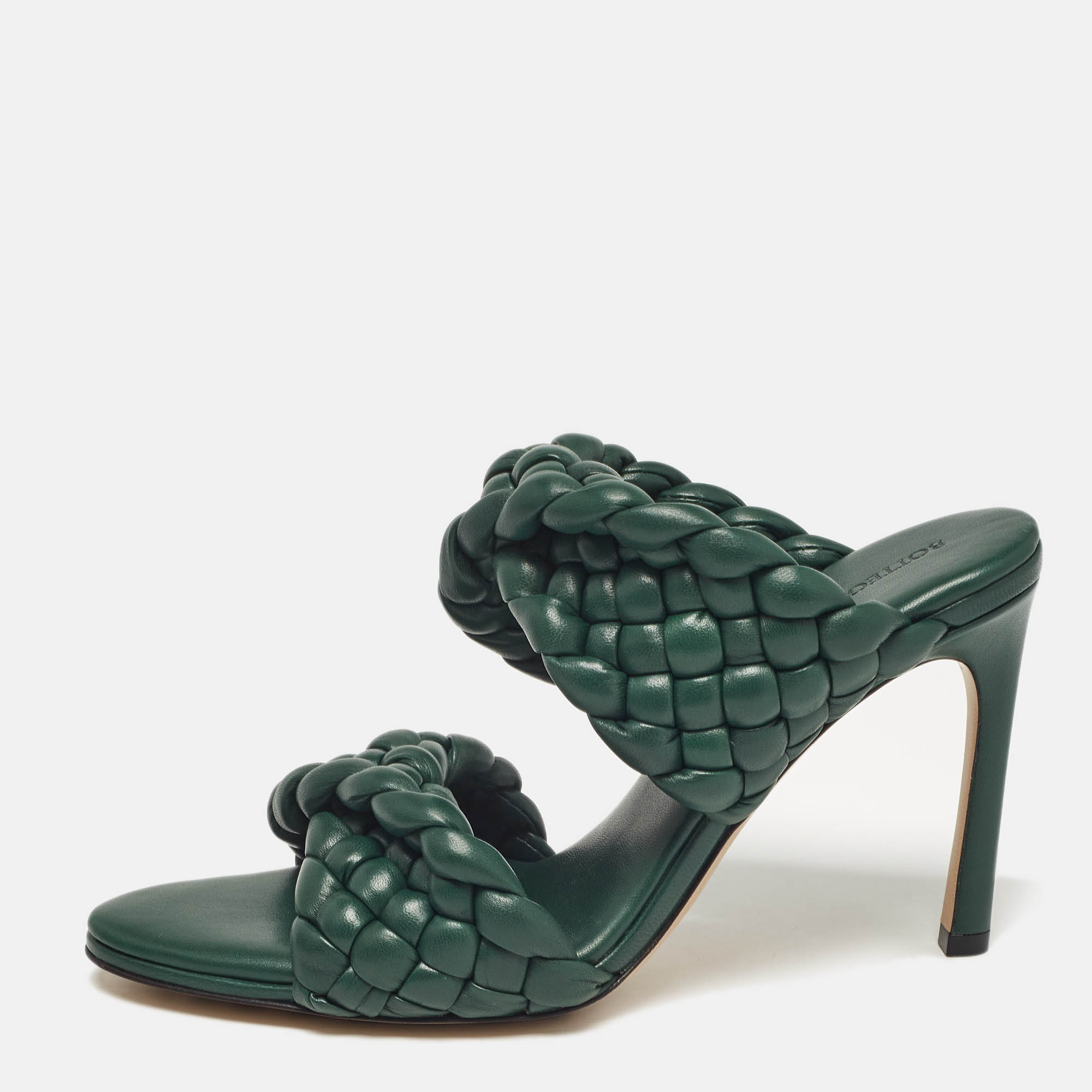 

Bottega Veneta Green Woven Leather Slide Sandals Size