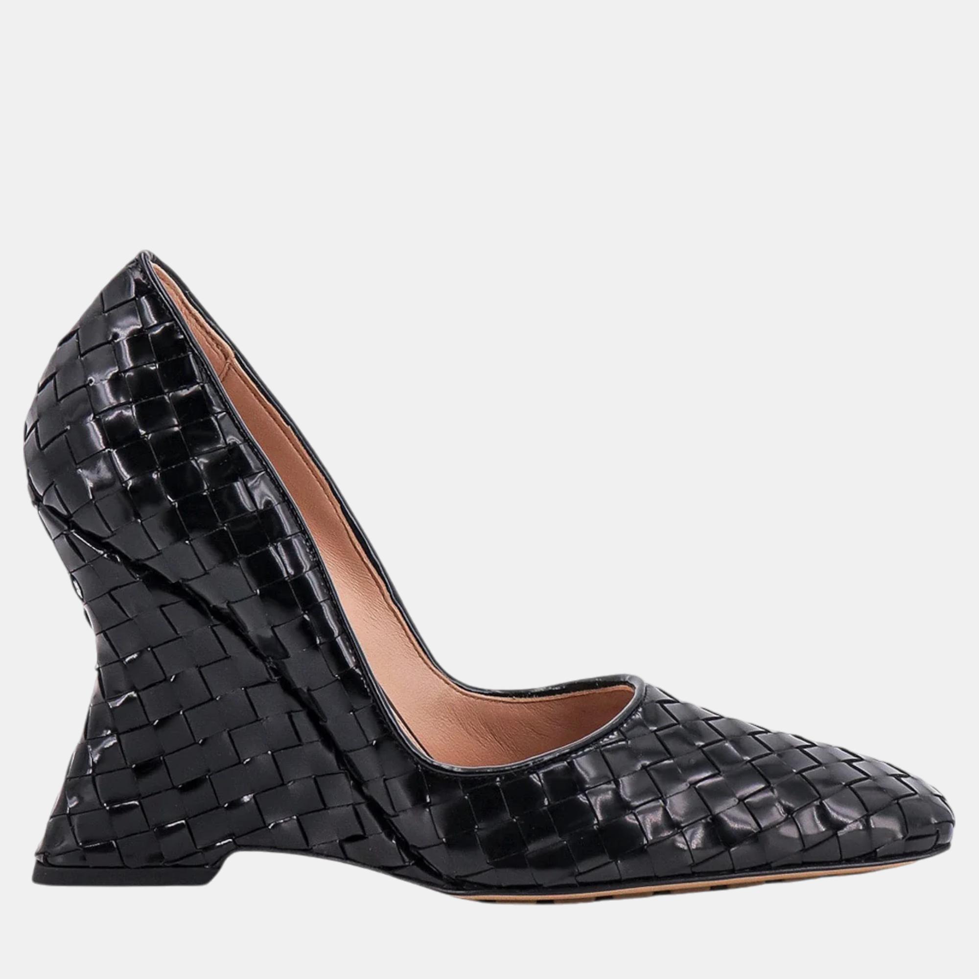 

Bottega Veneta Black Intrecciato Comet Block Heel Pumps EU