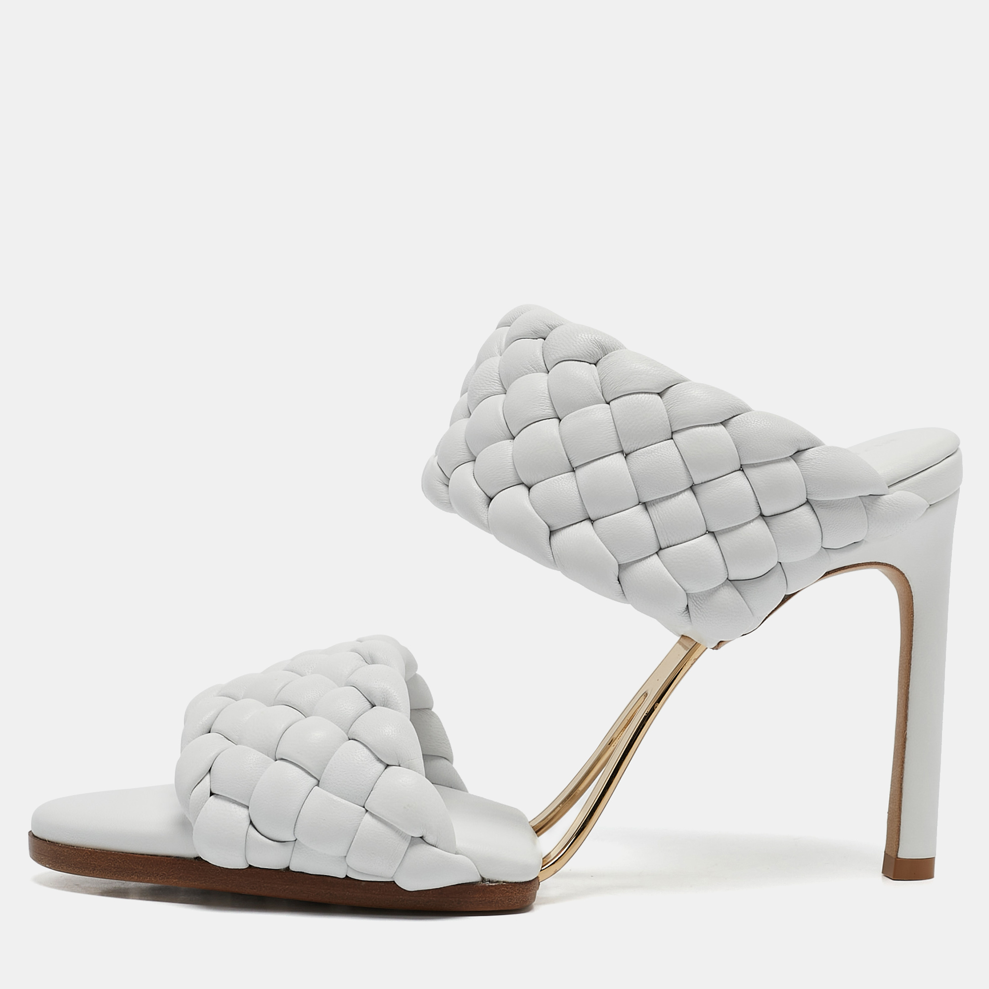 

Bottega Veneta White Intrecciato Leather Lido Slide Sandals Size