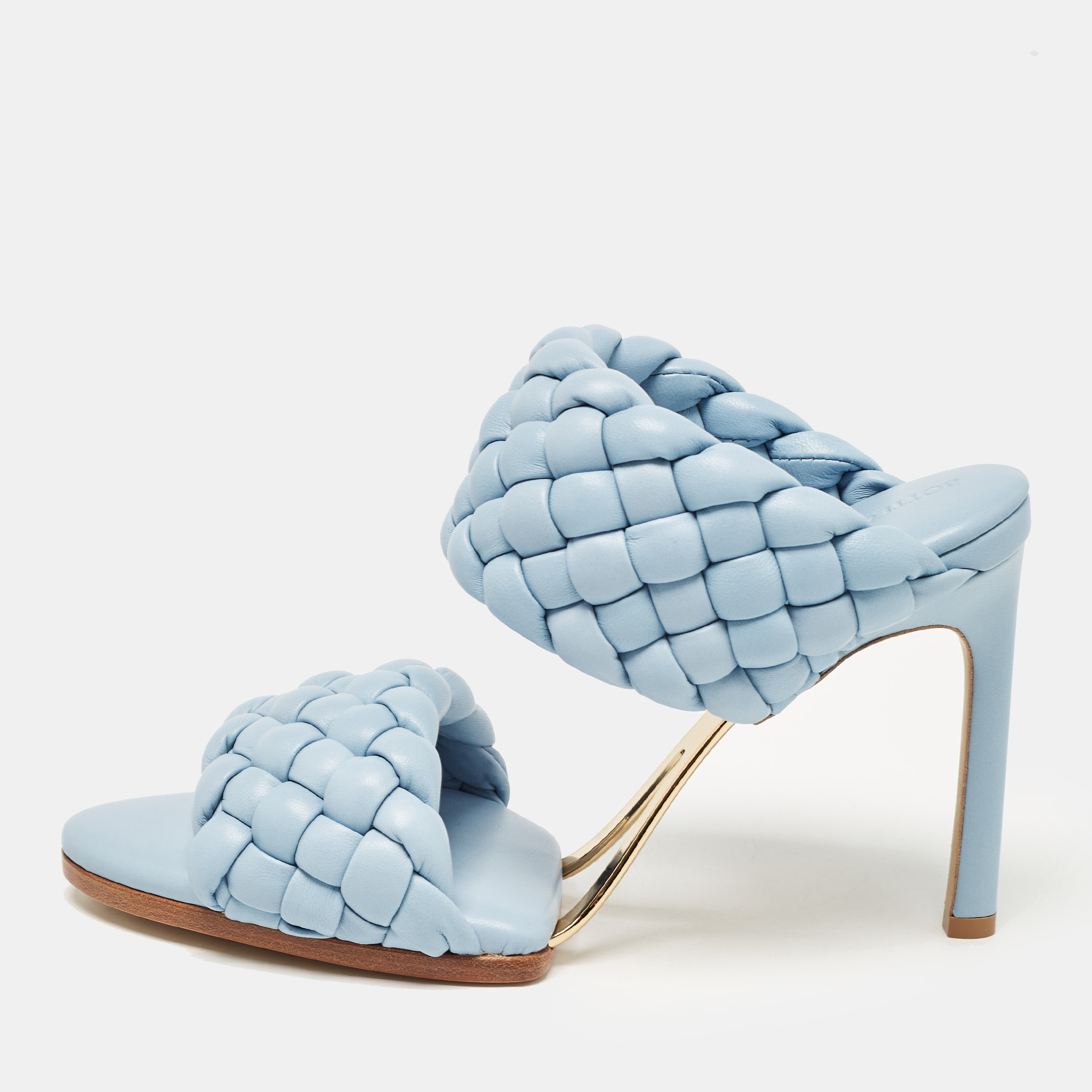 

Bottega Veneta Light Blue Intreciato Leather and Metal The Curve Slide Sandals Size