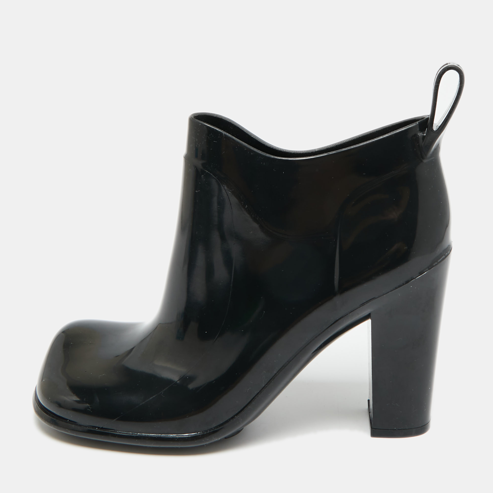 

Bottega Veneta Size  Black Rubber Ankle Boots