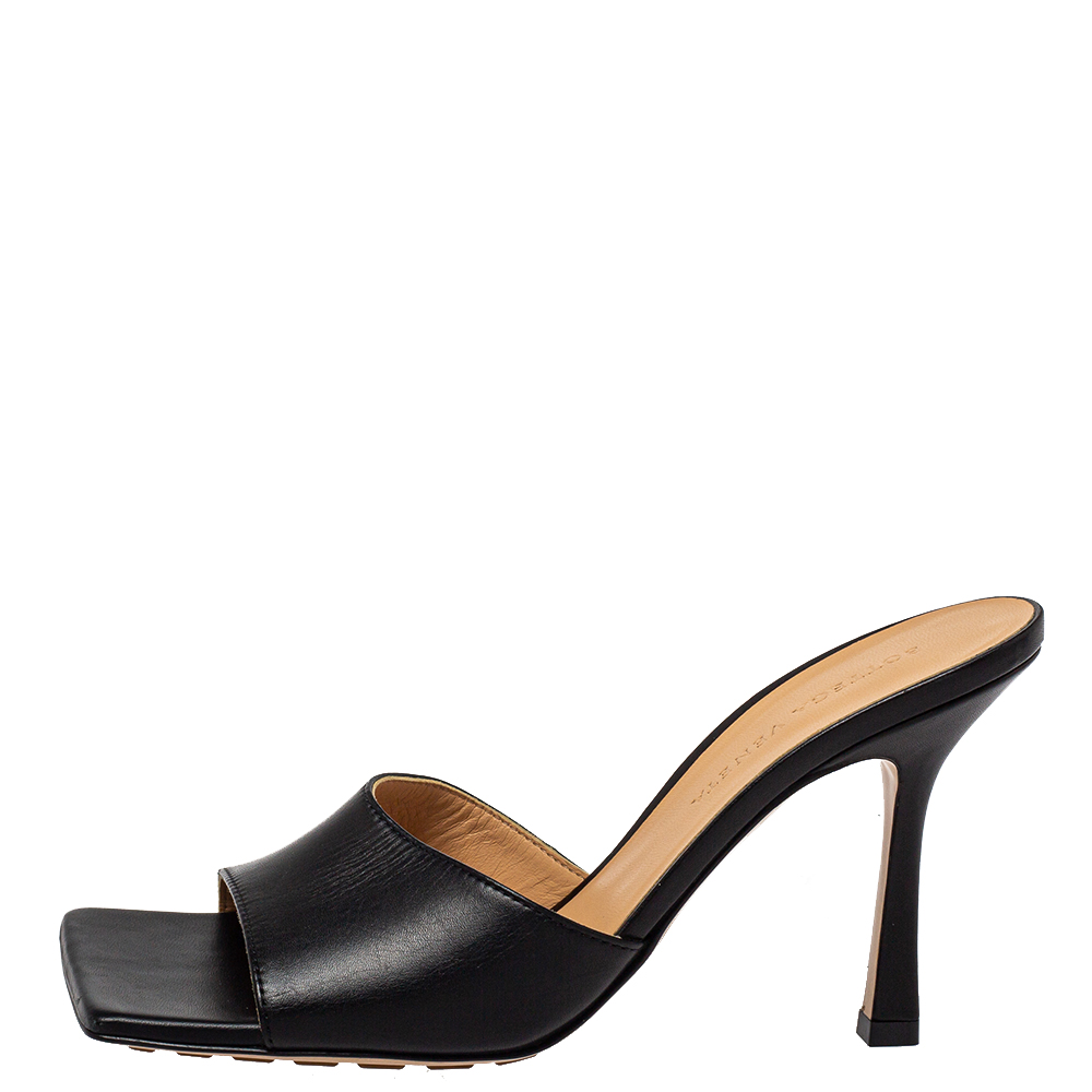 

Bottega Veneta Black Leather Square Toe Stretch Sandals Size