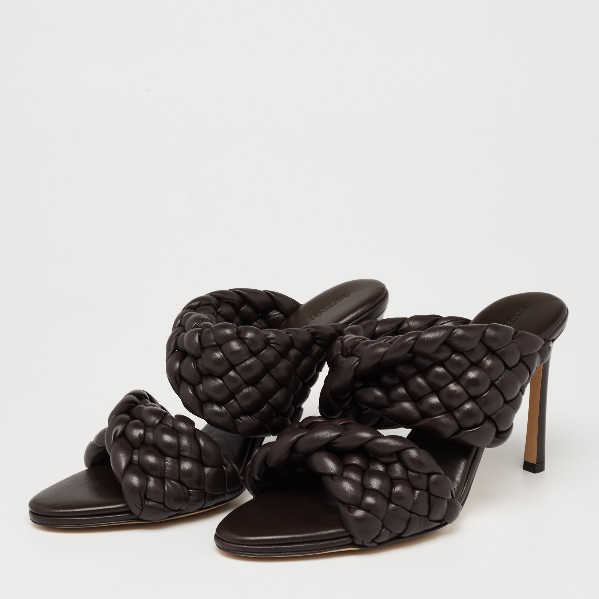 

Bottega Veneta Brown Braided Leather Curve Open Toe Sandals Size