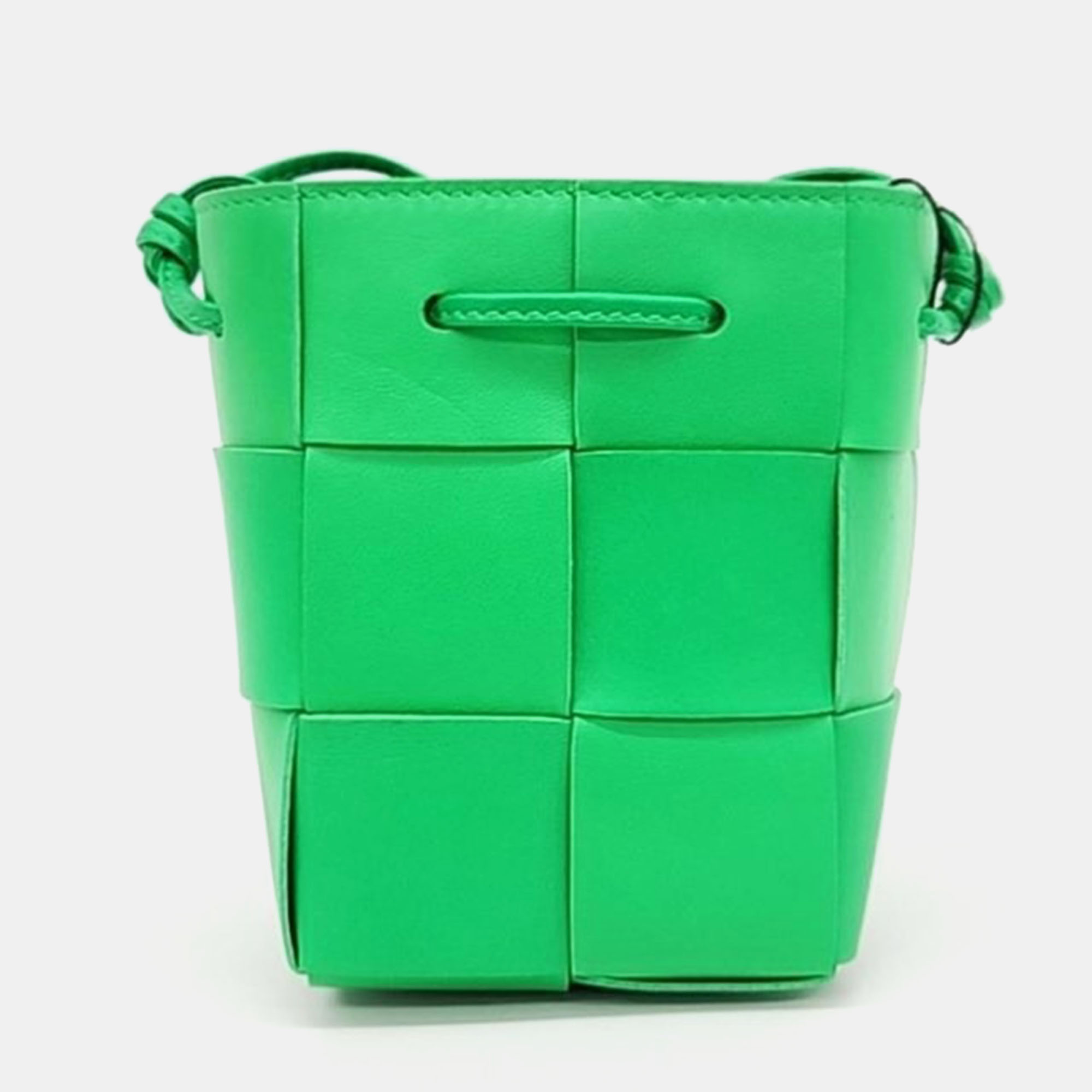 Pre-owned Bottega Veneta Cassette Mini Bucket Bag In Green