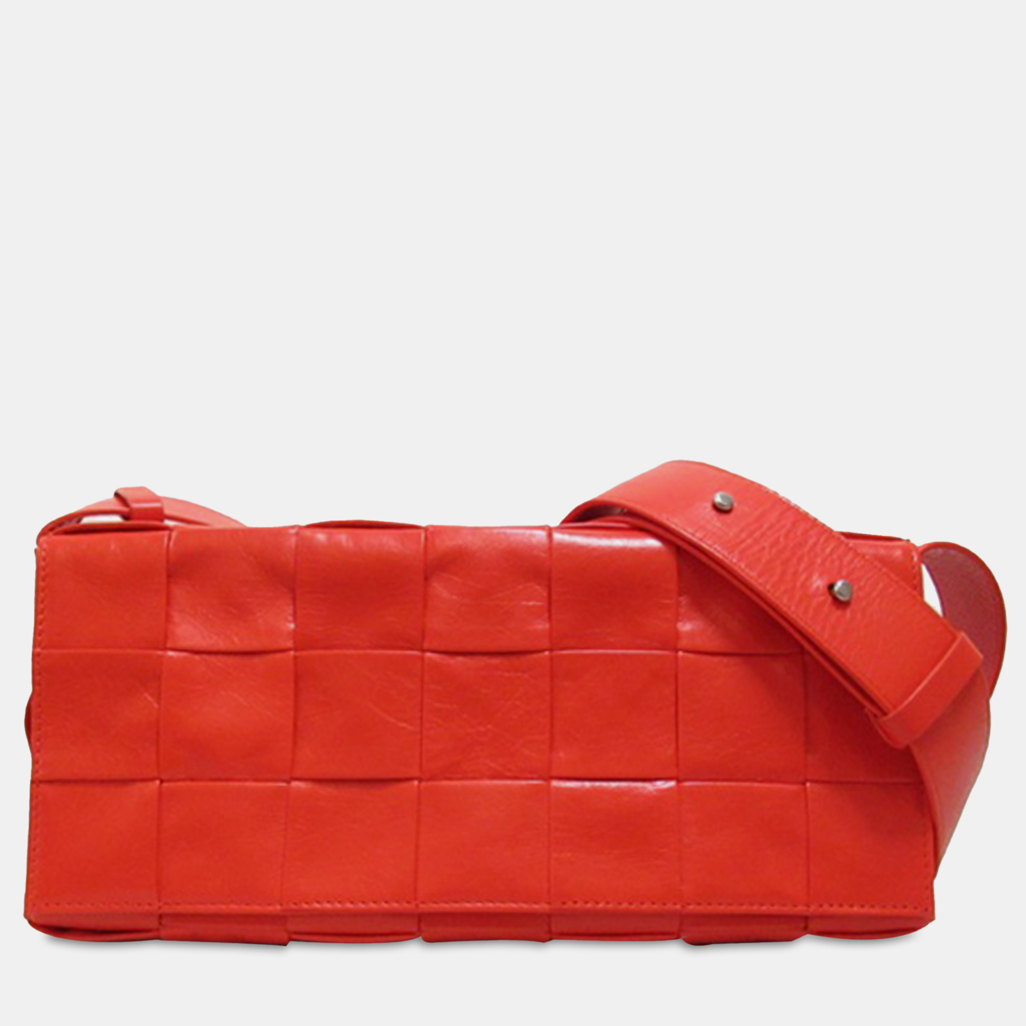 

Bottega Veneta Intrecciato Stretch Cassette Crossbody Bag, Red