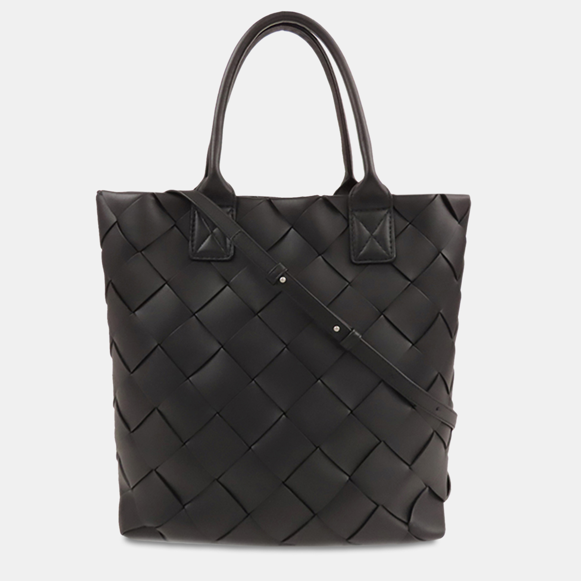 

Bottega Veneta Intrecciato Maxi Cabat 30 Satchel, Black