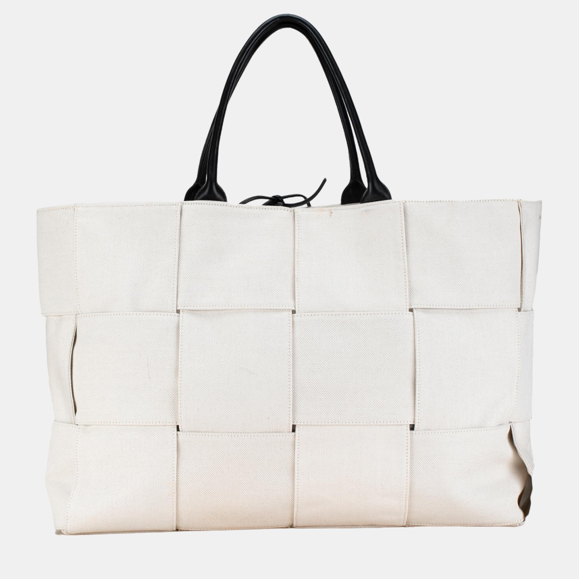 

Bottega Veneta White Large Maxi Intrecciato Canvas Arco Tote