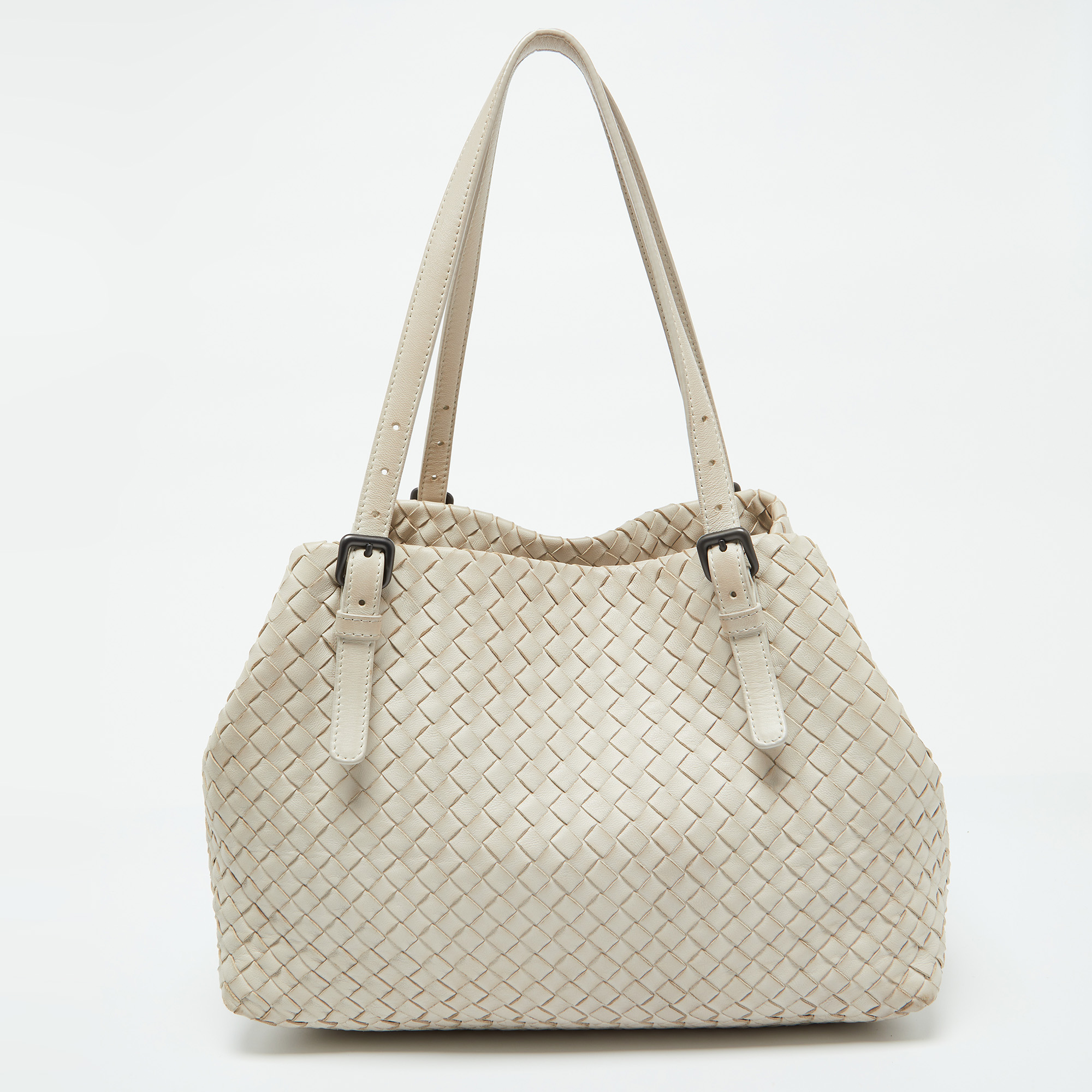 

Bottega Veneta Off White Intrecciato Leather Cesta Tote